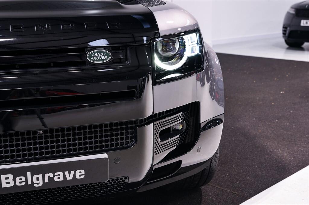 Land Rover Defender 130 - Image 8