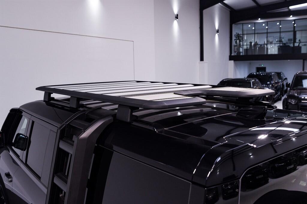 Land Rover Defender 130 - Image 15