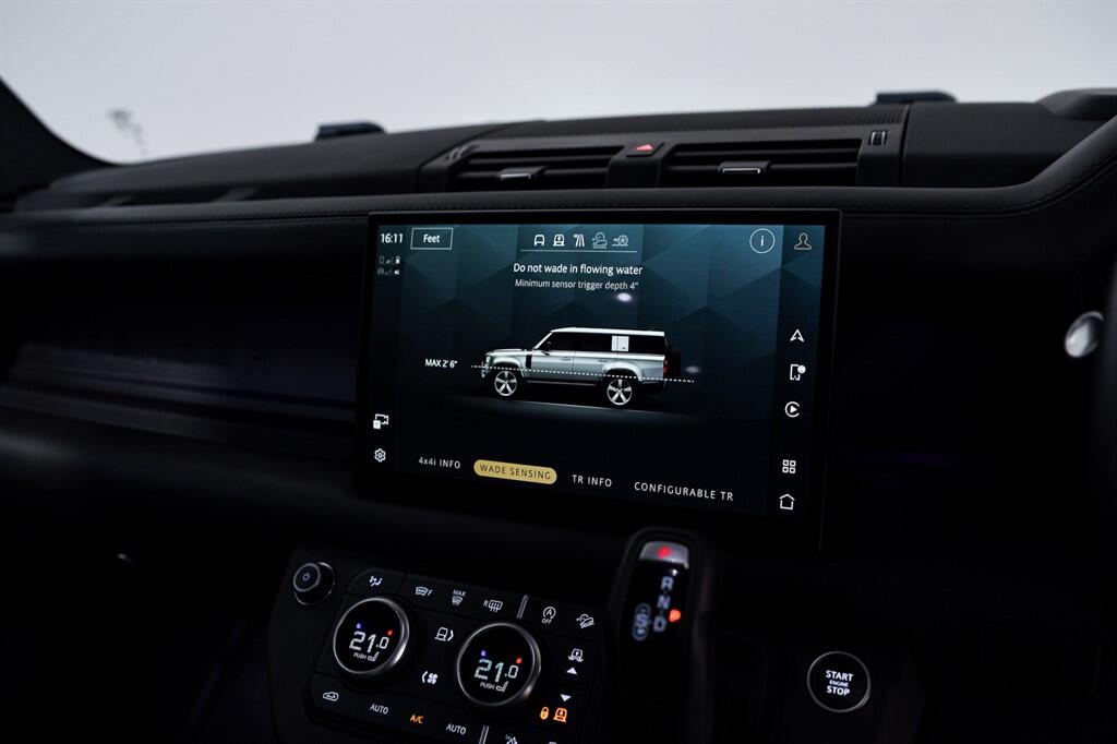 Land Rover Defender 130 - Image 28