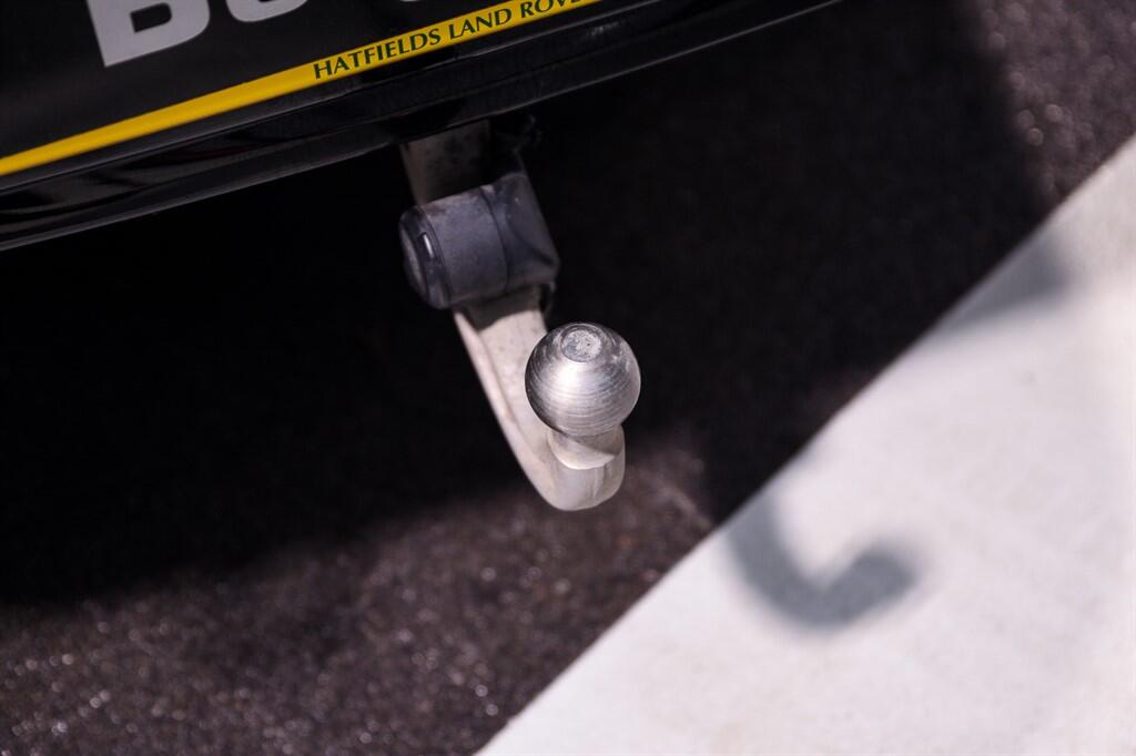 Land Rover Defender 130 - Image 32