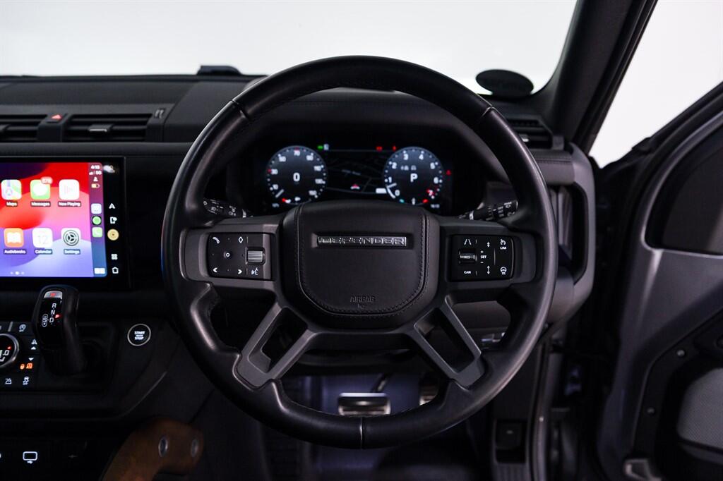 Land Rover Defender 130 - Image 36