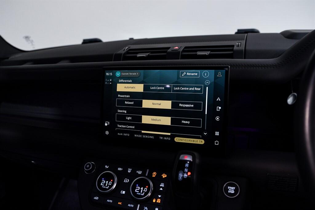 Land Rover Defender 130 - Image 42