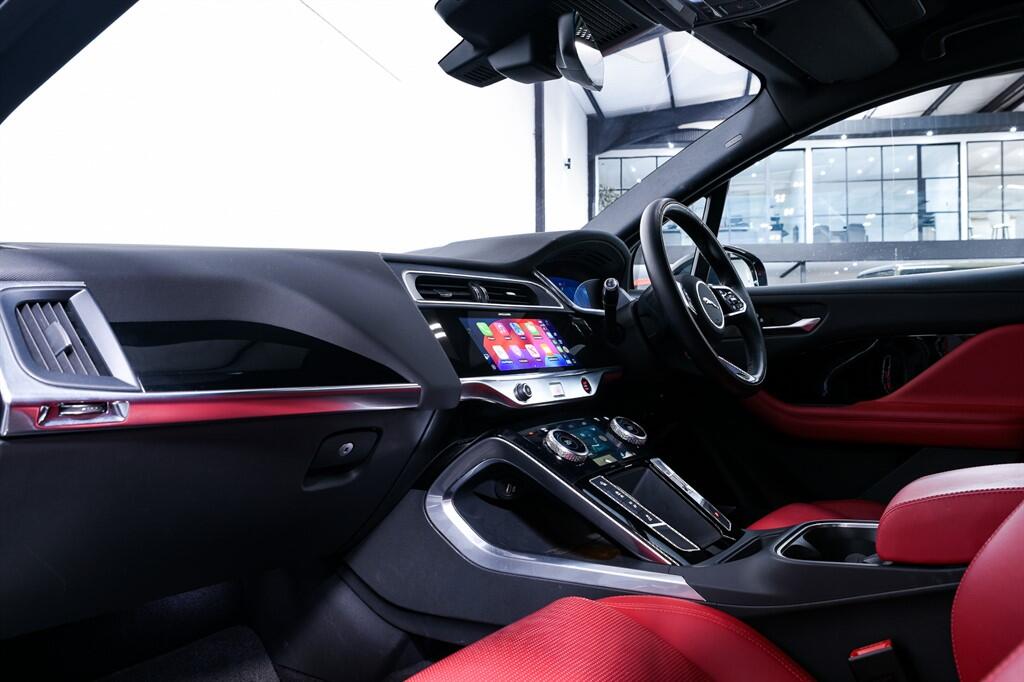 Jaguar I-Pace - Image 14