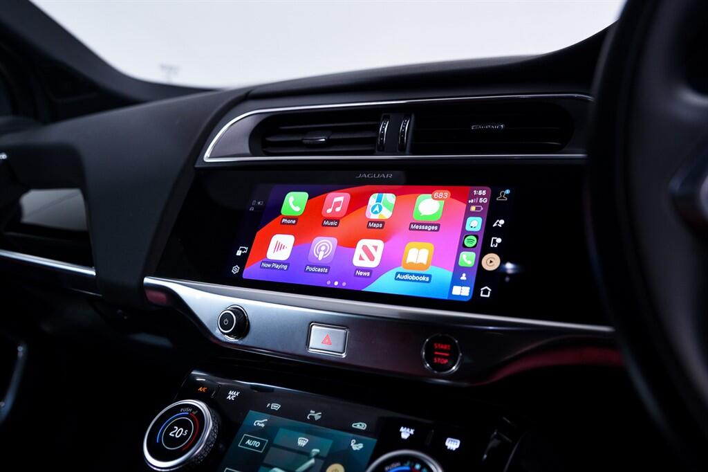 Jaguar I-Pace - Image 22