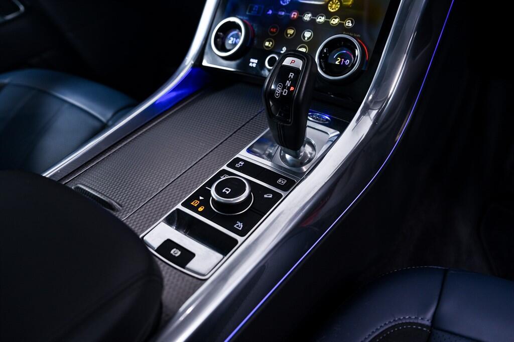 Land Rover RANGE ROVER SPORT - Image 22