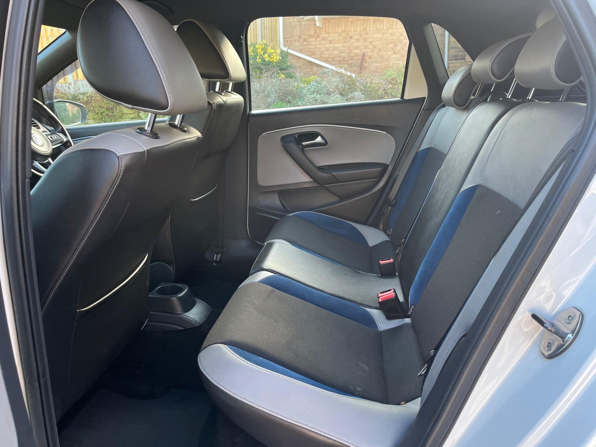 Volkswagen Polo - Image 19