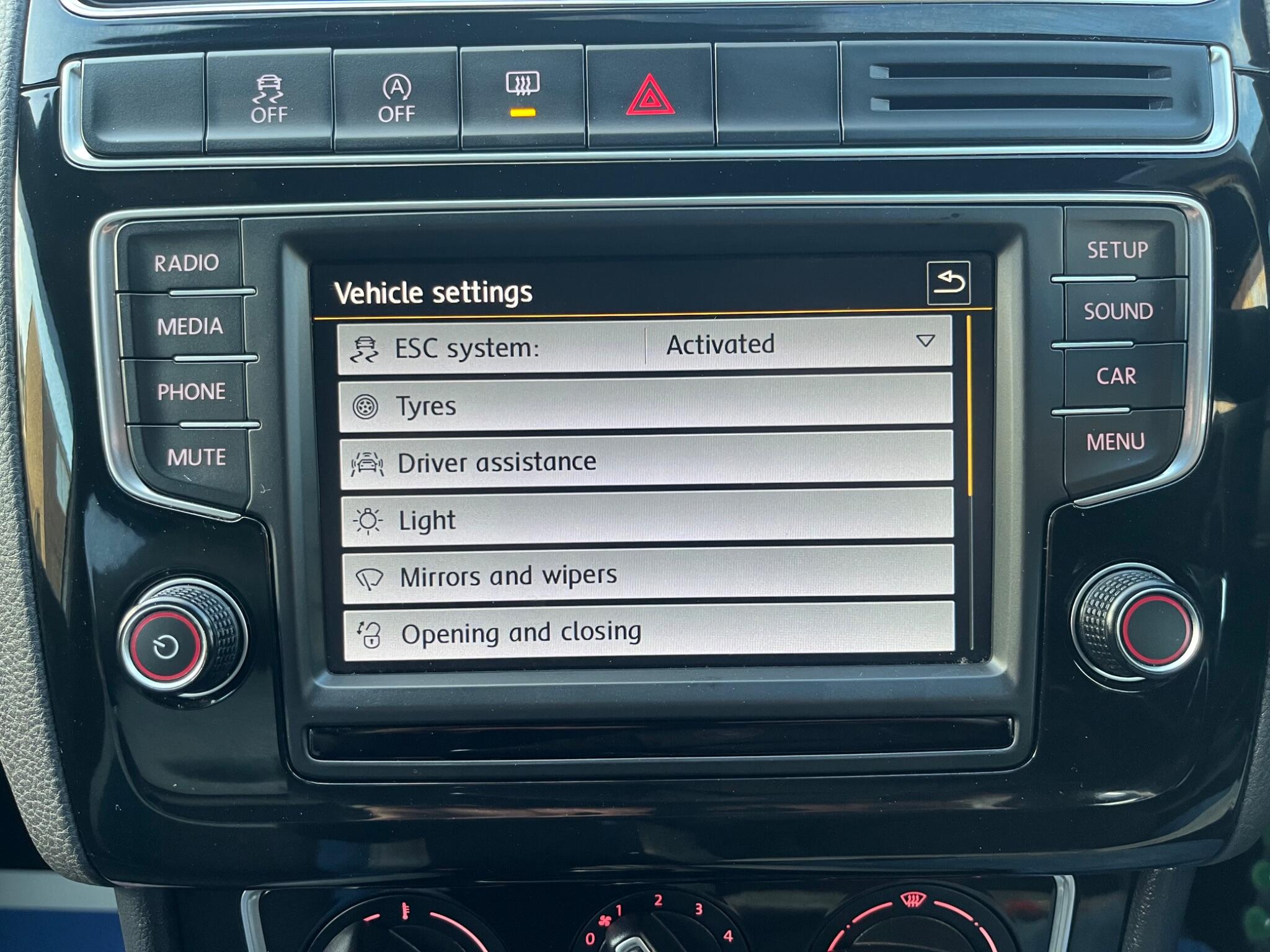 Volkswagen Polo - Image 40