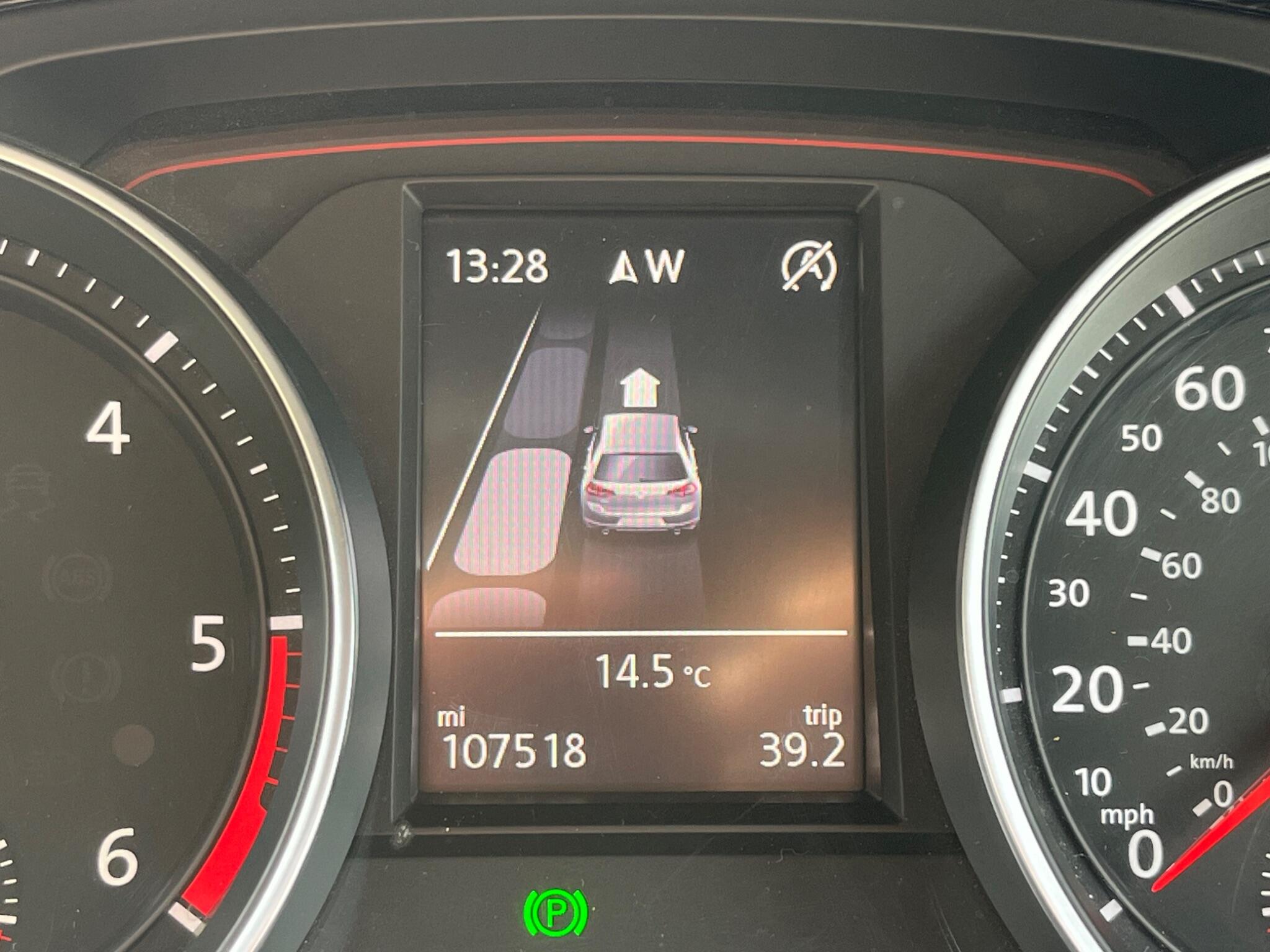 Volkswagen Golf - Image 39