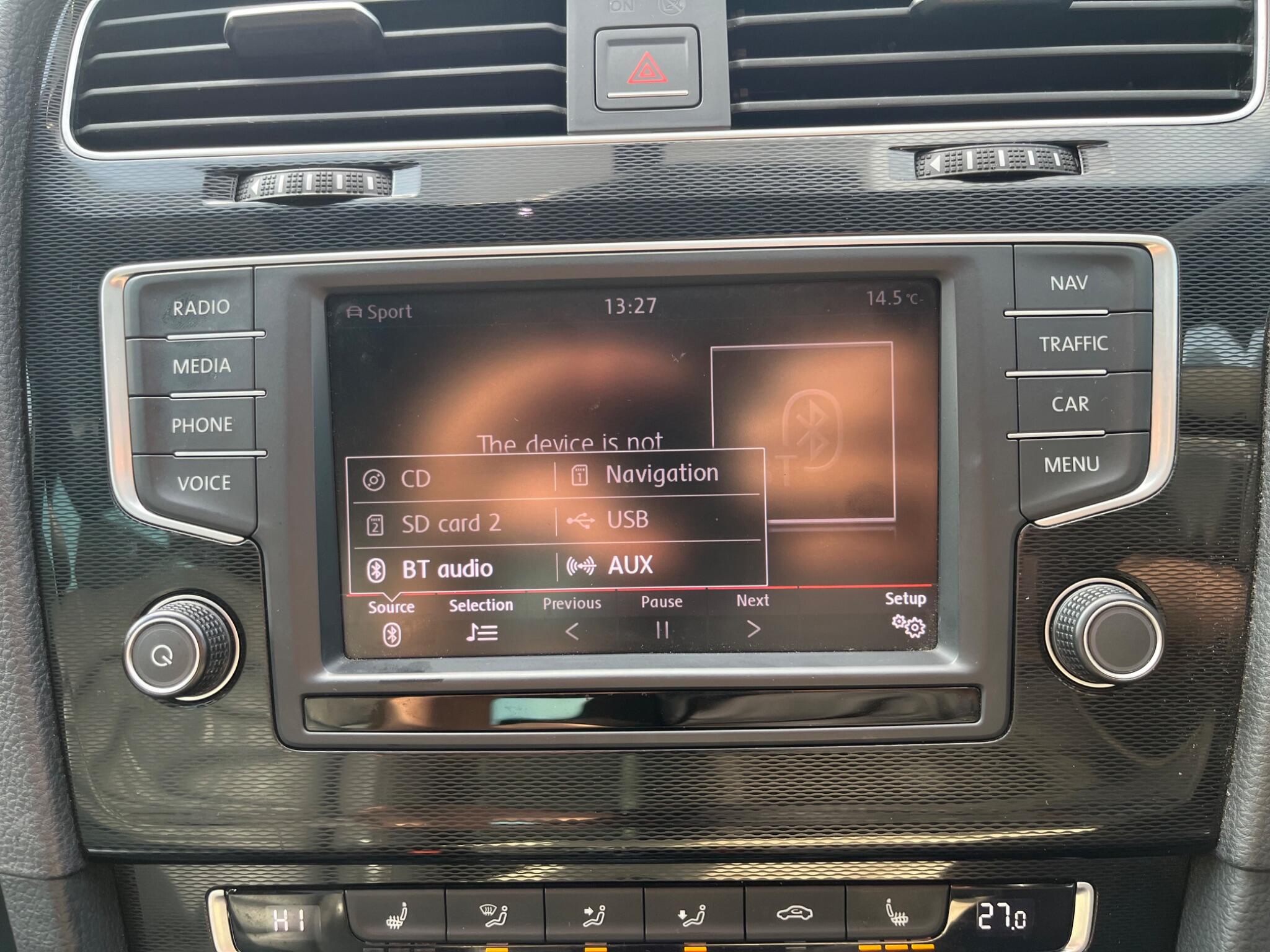 Volkswagen Golf - Image 48