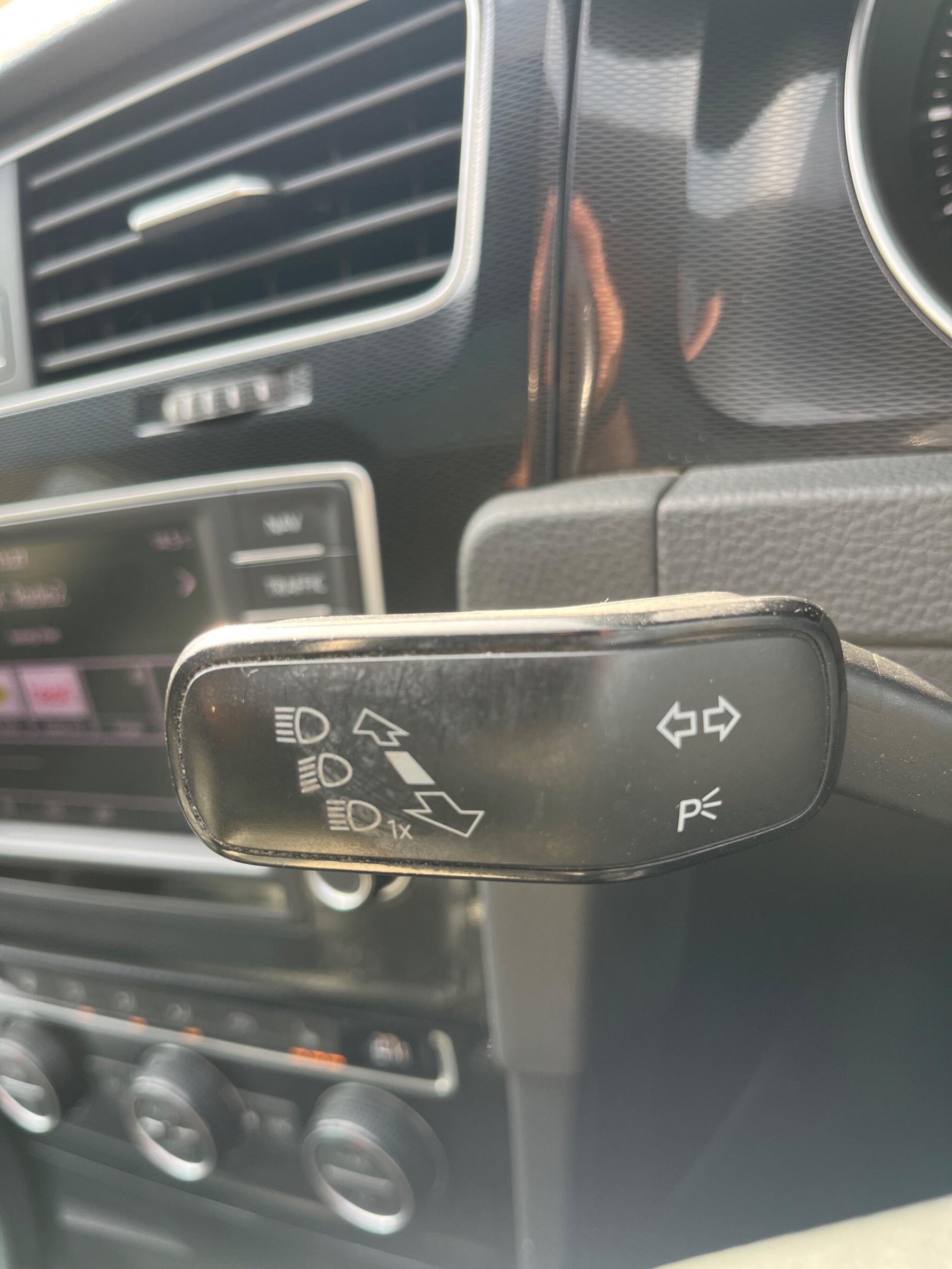 Volkswagen Golf - Image 53