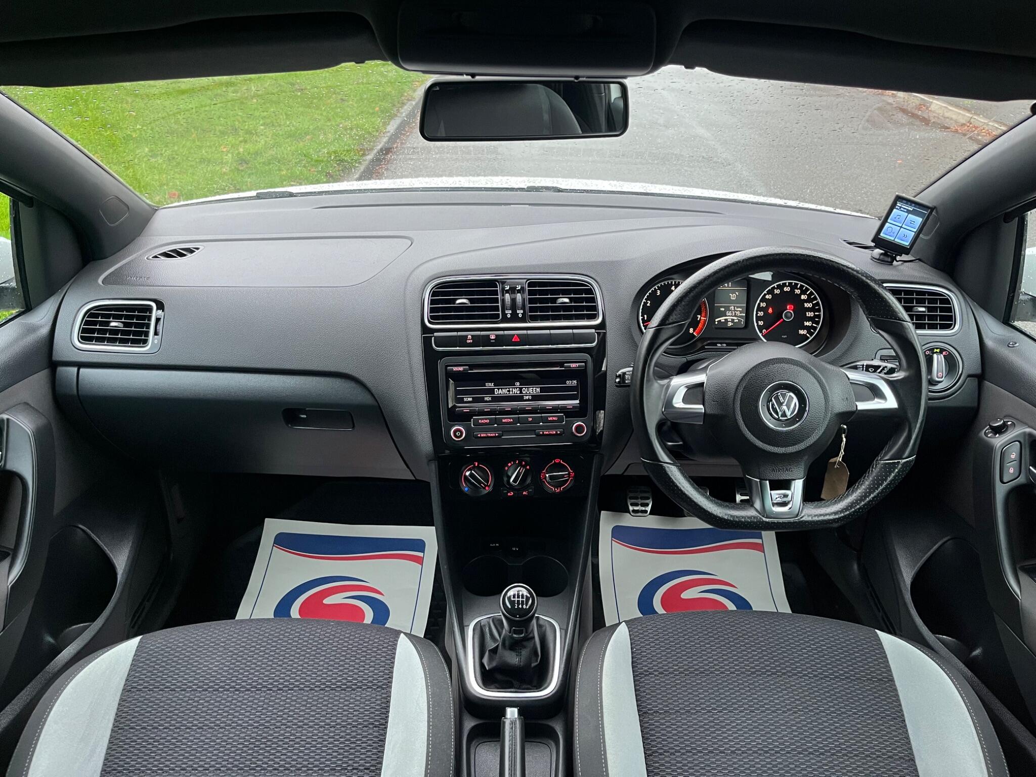 Volkswagen Polo - Image 4