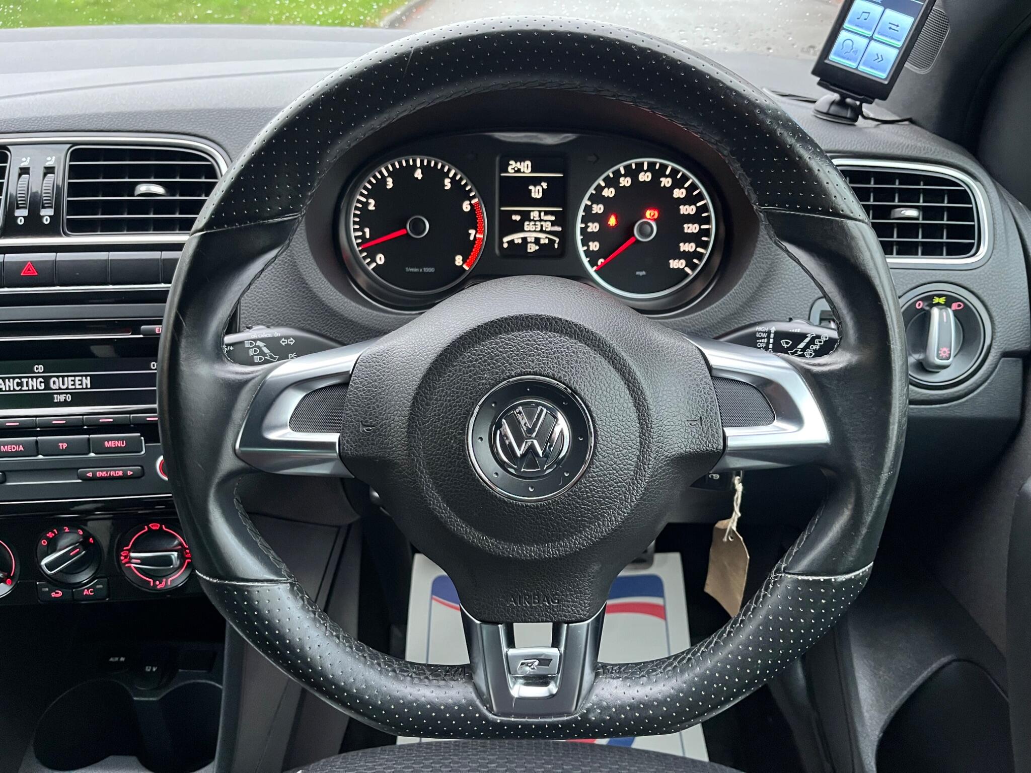 Volkswagen Polo - Image 23