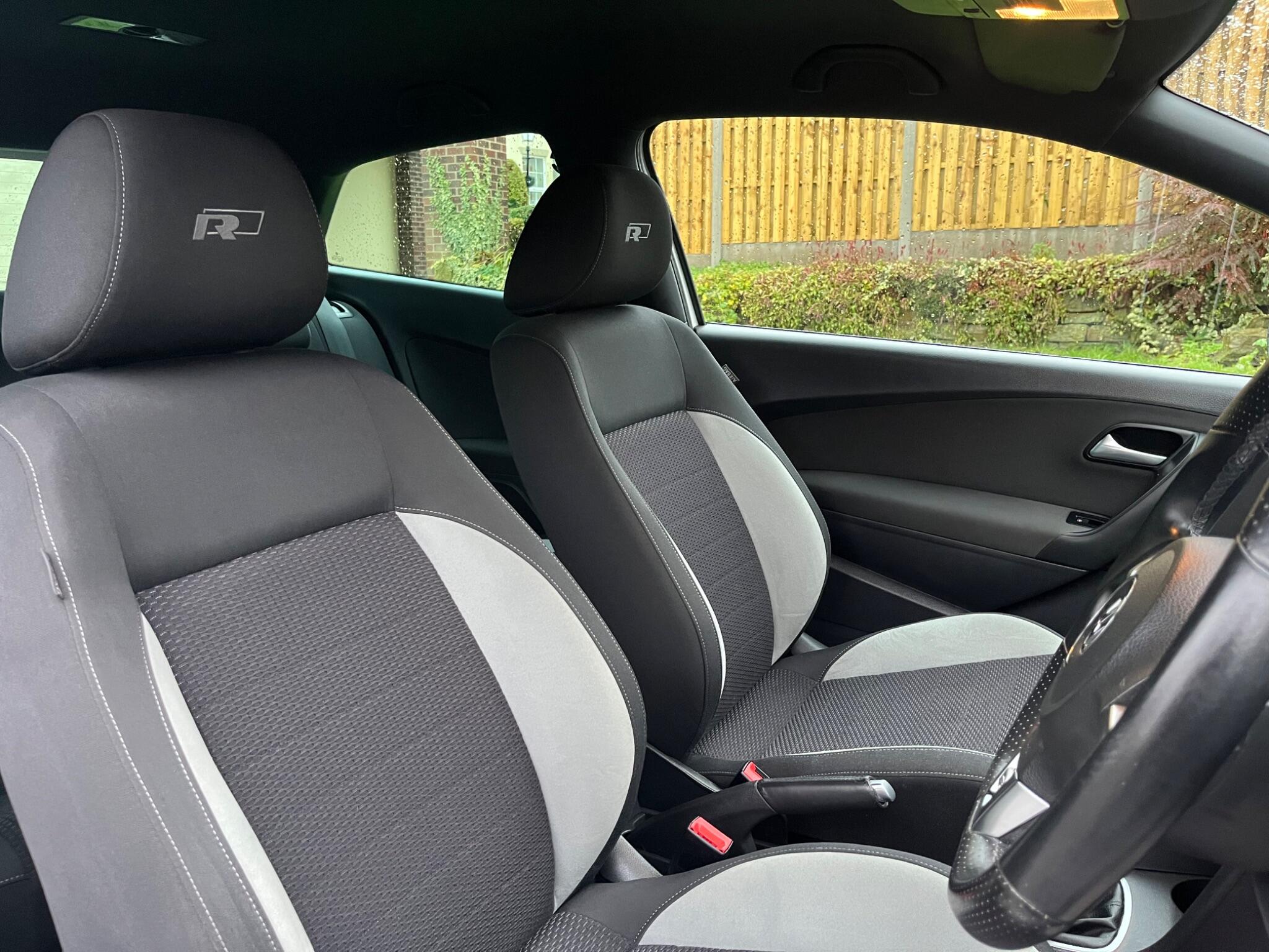 Volkswagen Polo - Image 25