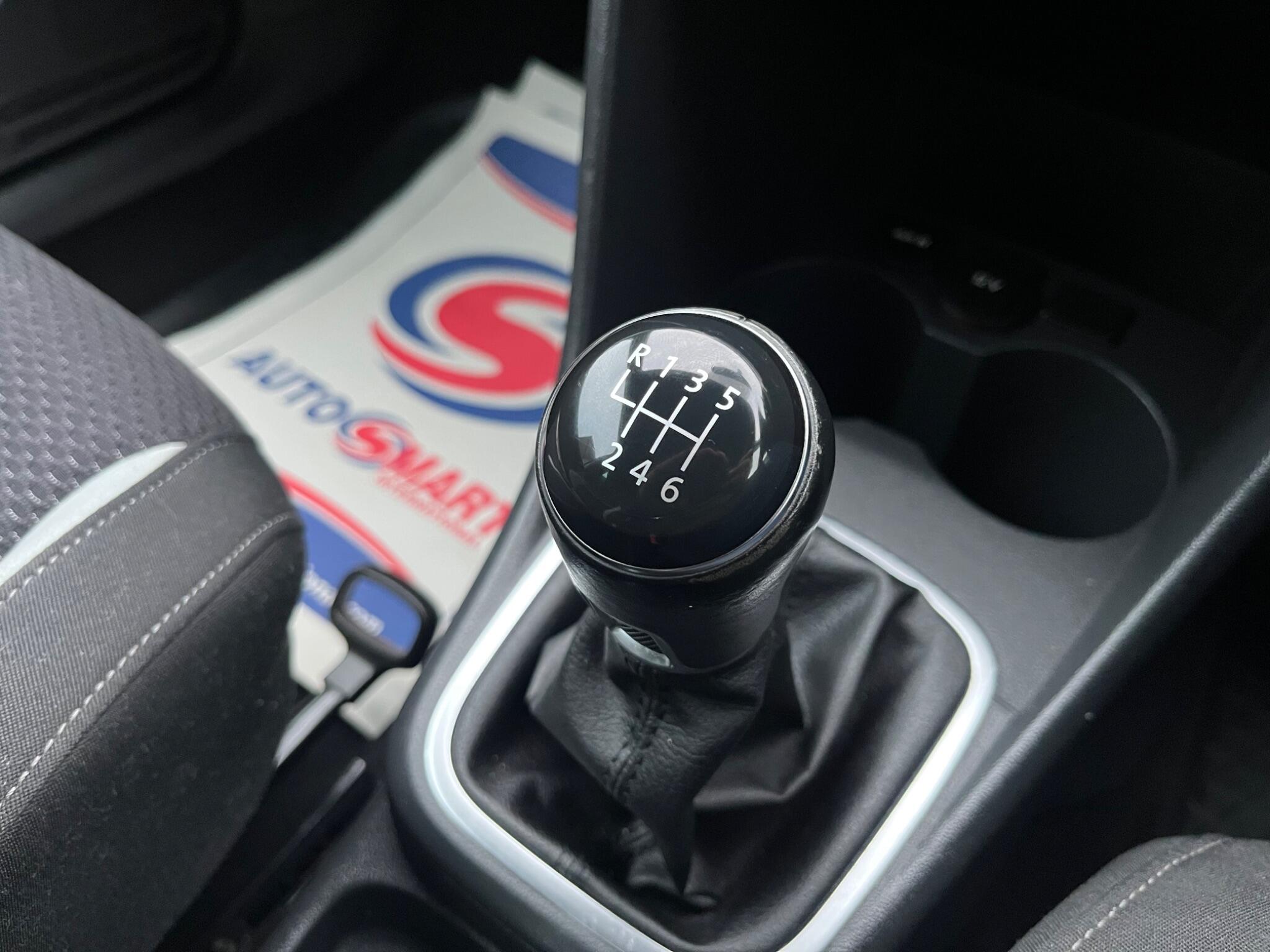 Volkswagen Polo - Image 34