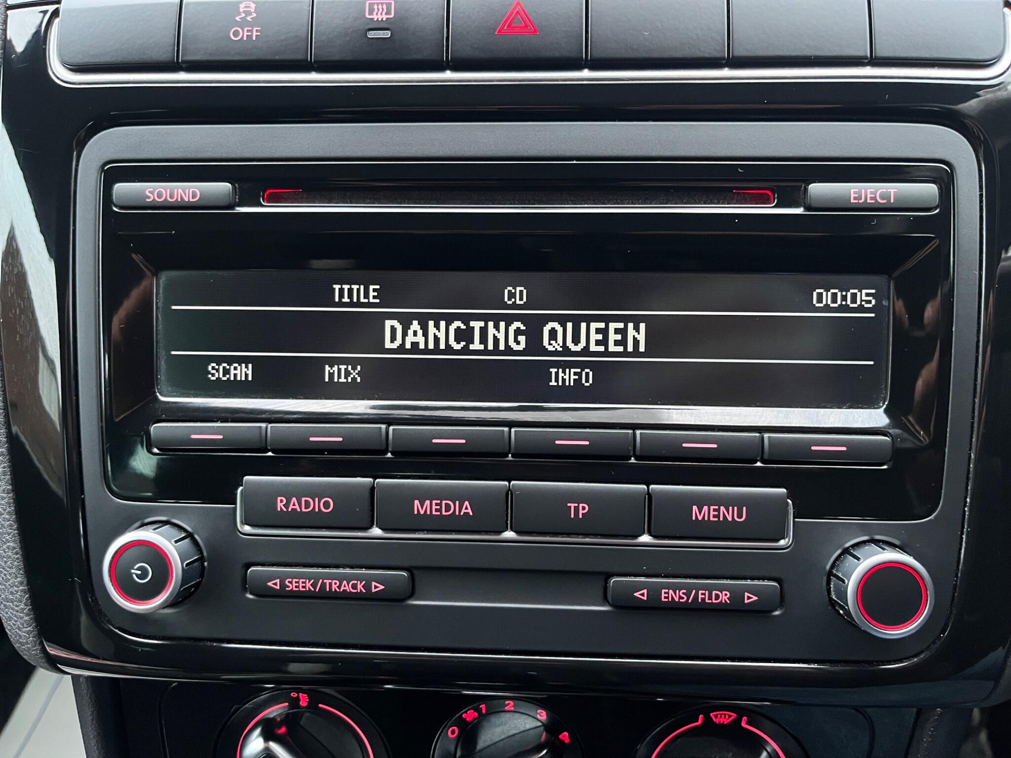 Volkswagen Polo - Image 36