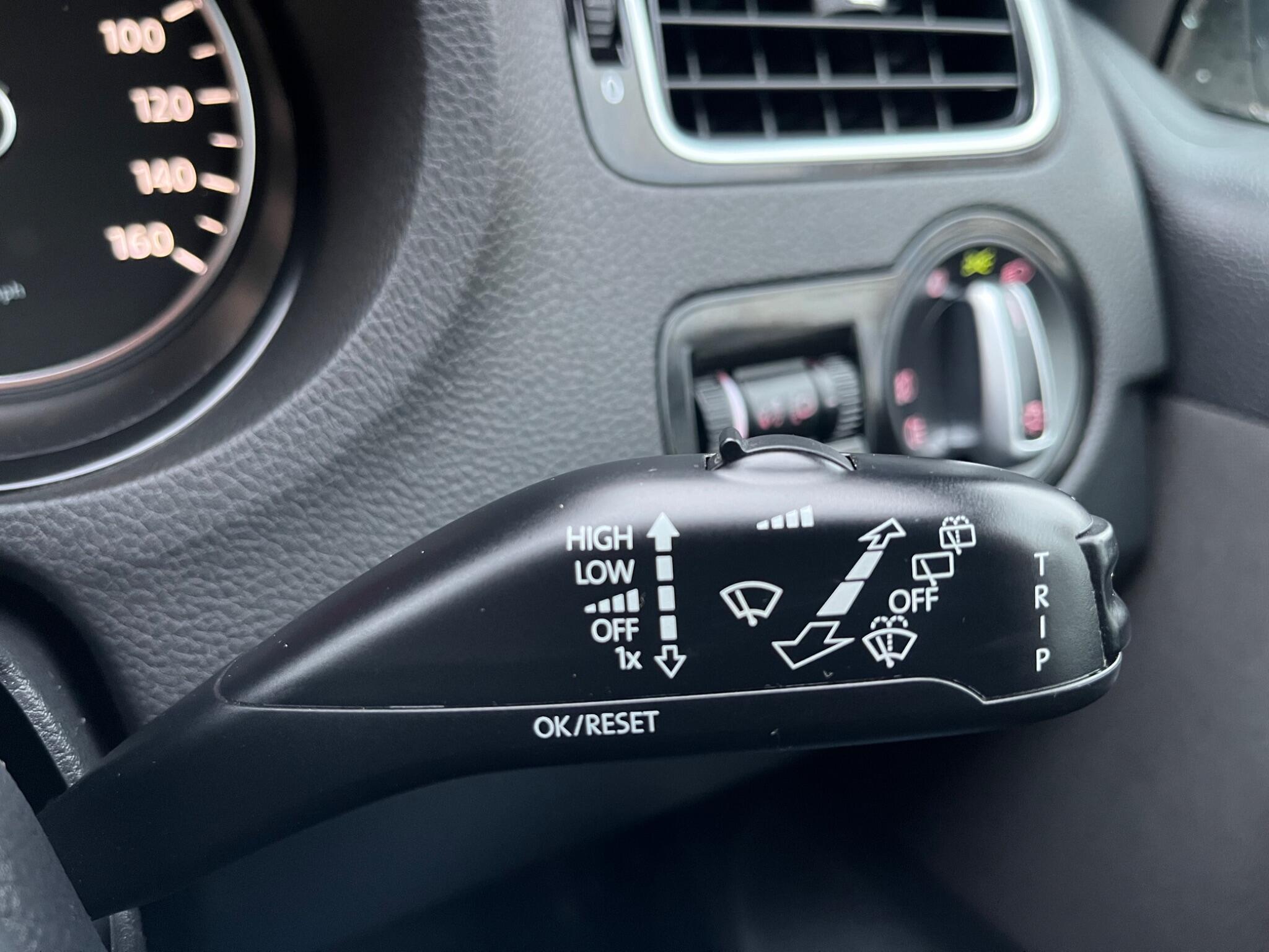 Volkswagen Polo - Image 40