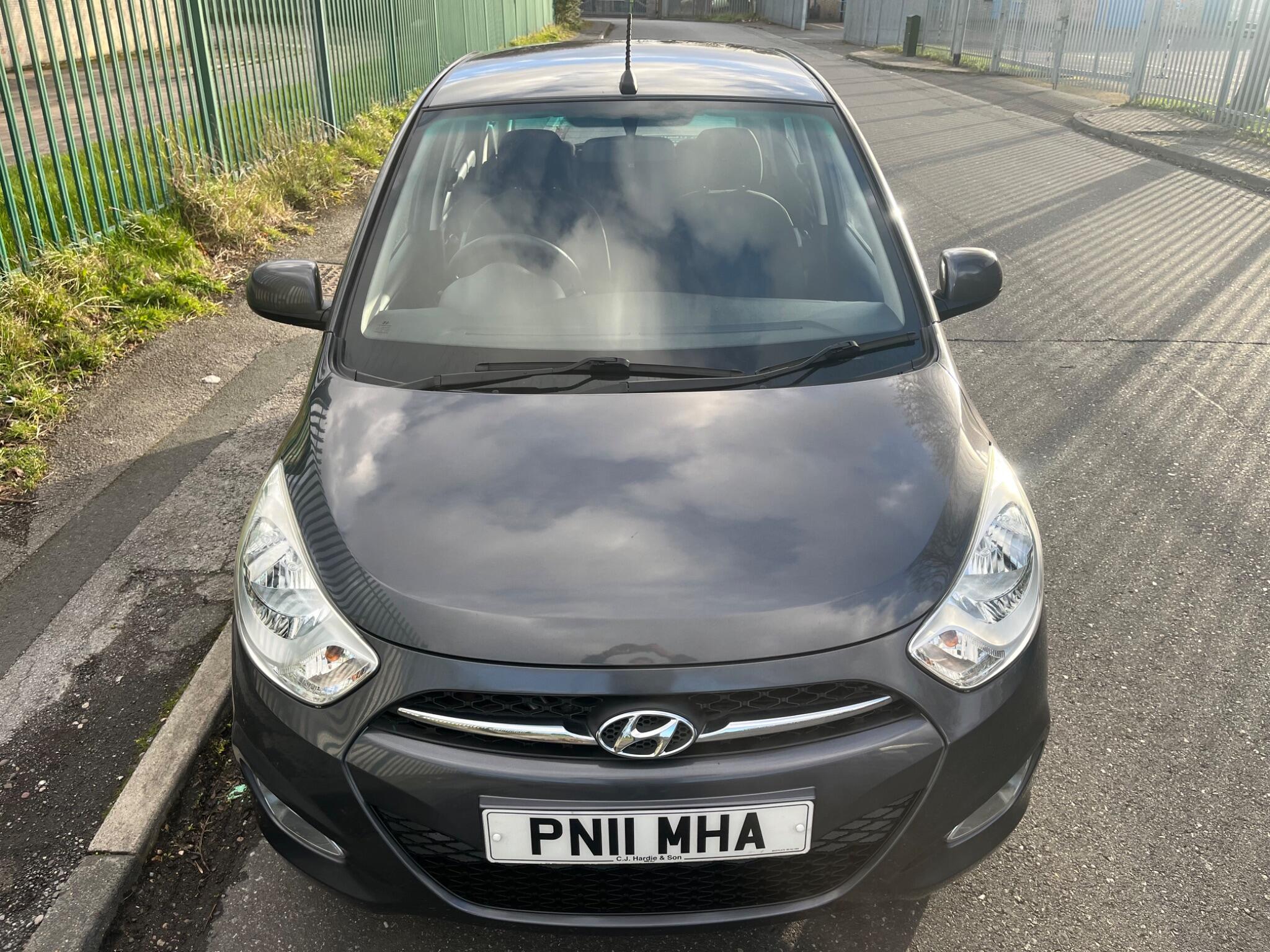 Hyundai i10 - Image 2