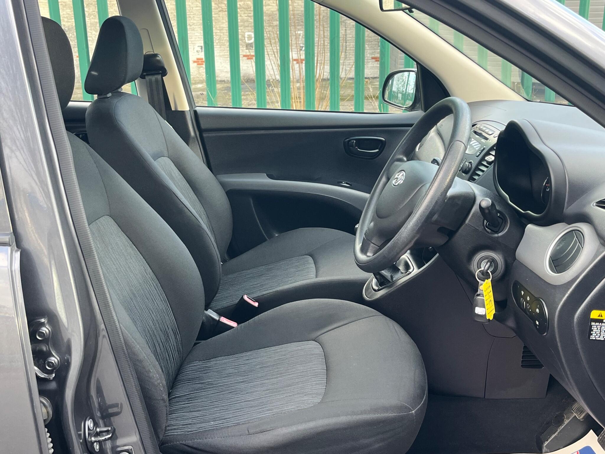 Hyundai i10 - Image 19
