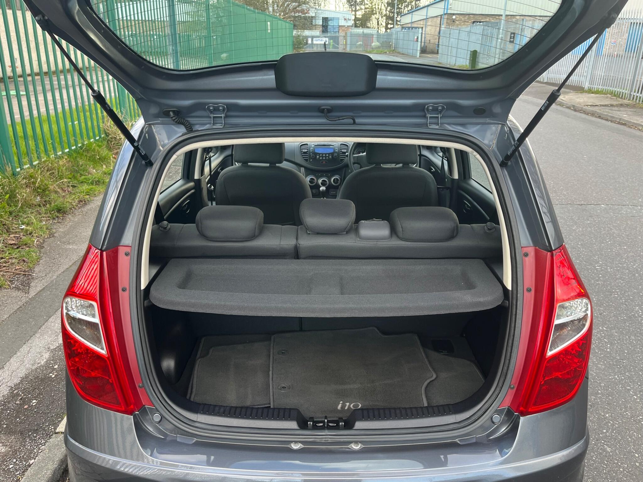 Hyundai i10 - Image 32