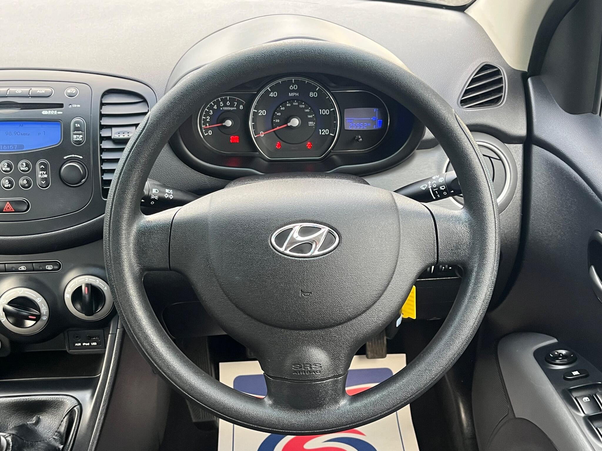 Hyundai i10 - Image 33