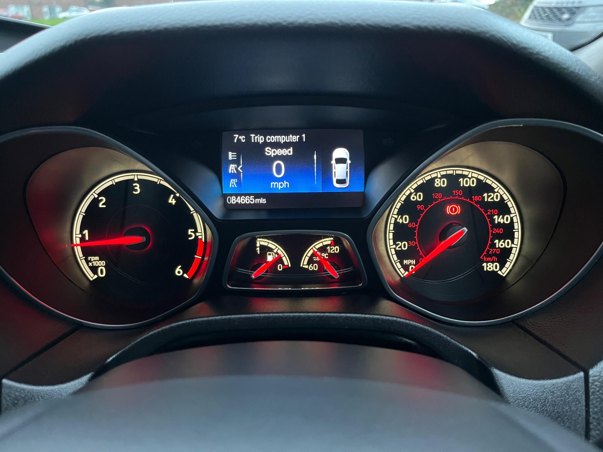 Ford Focus - Image 34