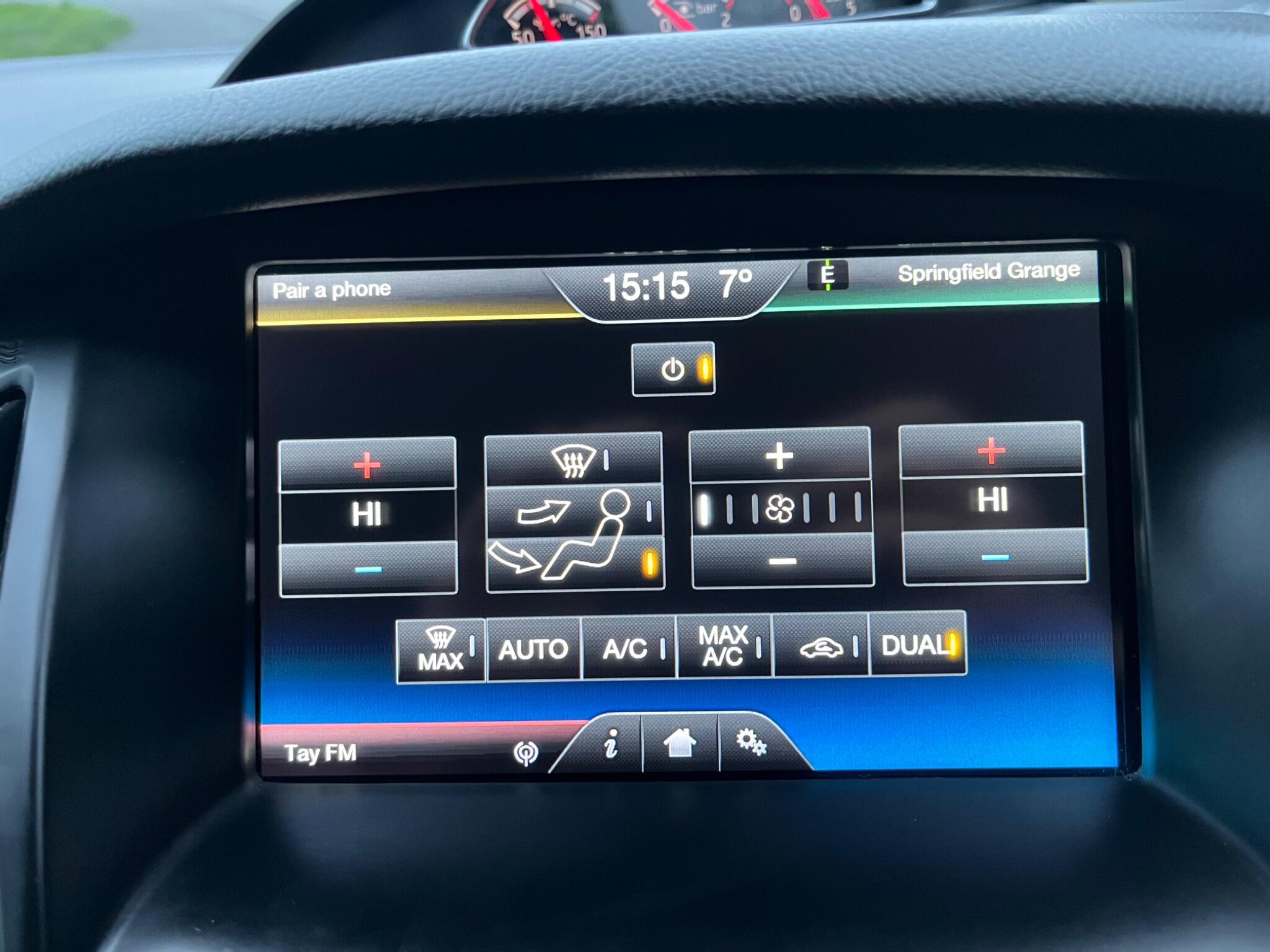 Ford Focus - Image 42