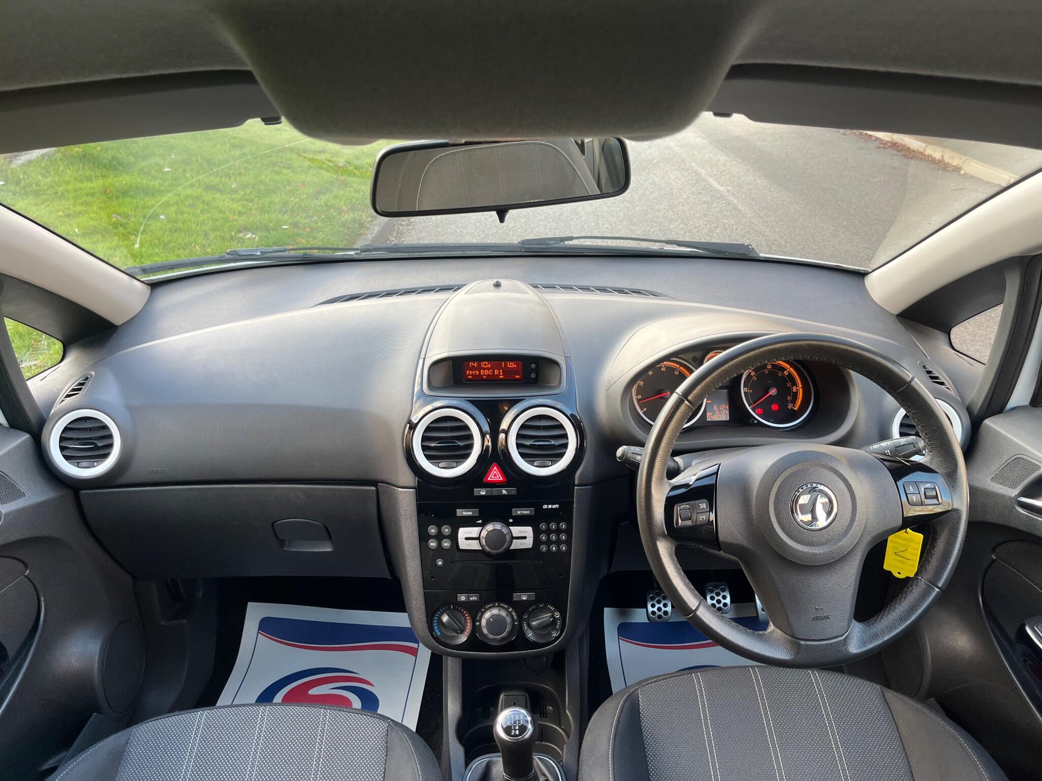 Vauxhall Corsa - Image 4