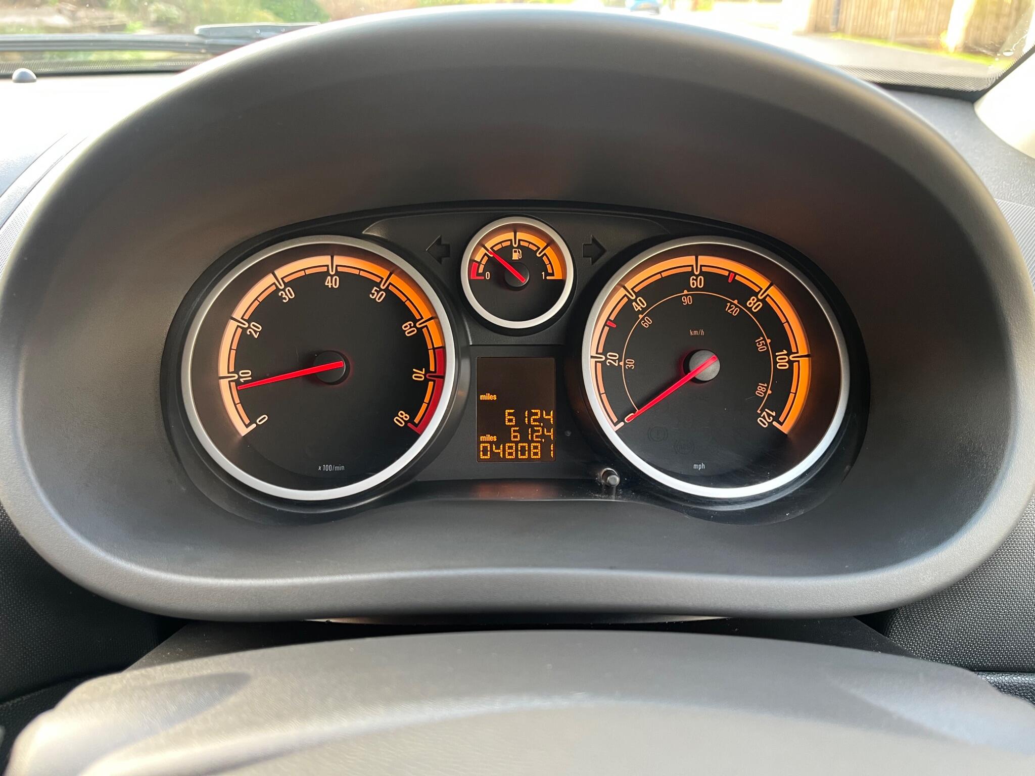 Vauxhall Corsa - Image 5