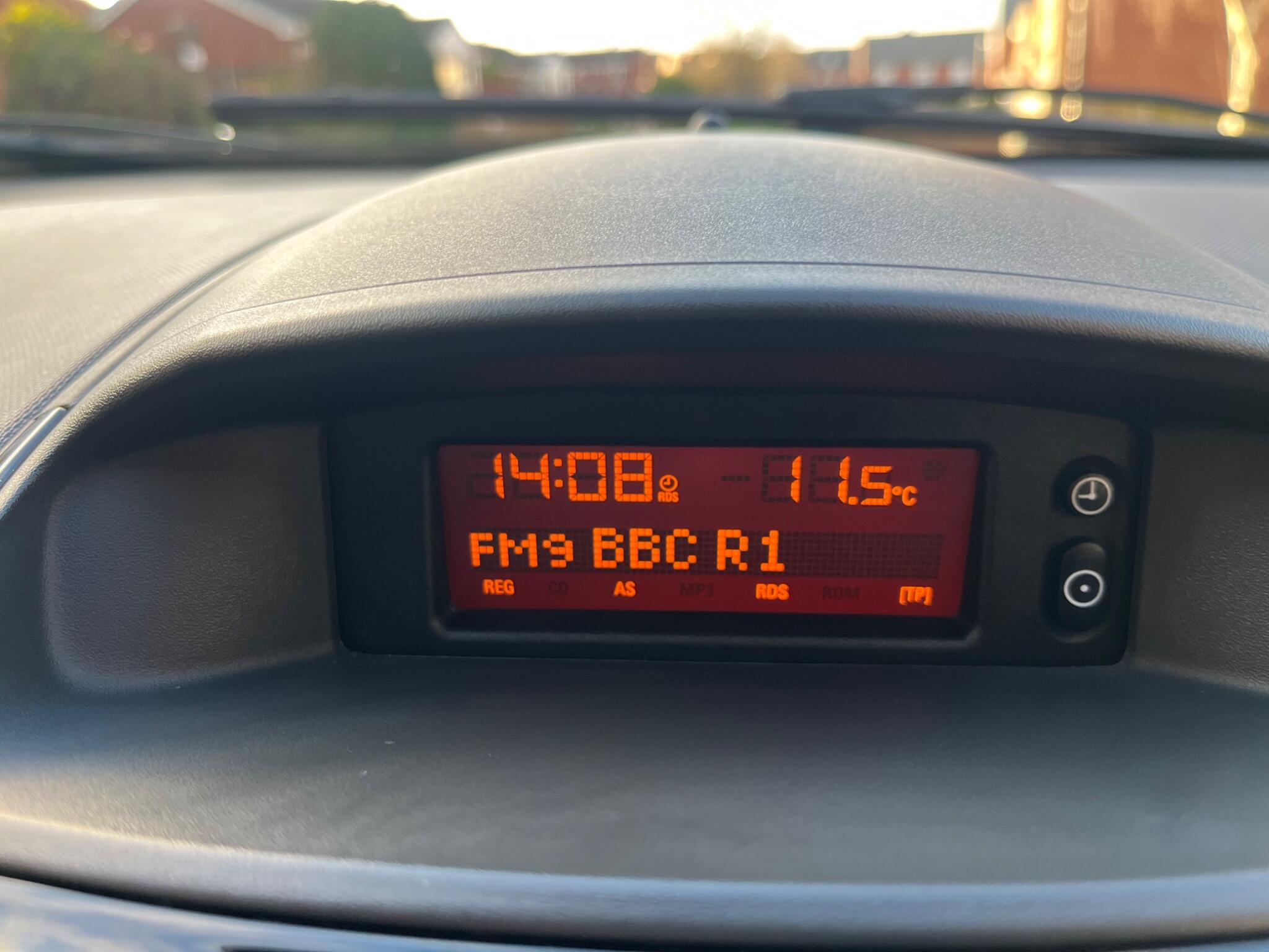 Vauxhall Corsa - Image 26