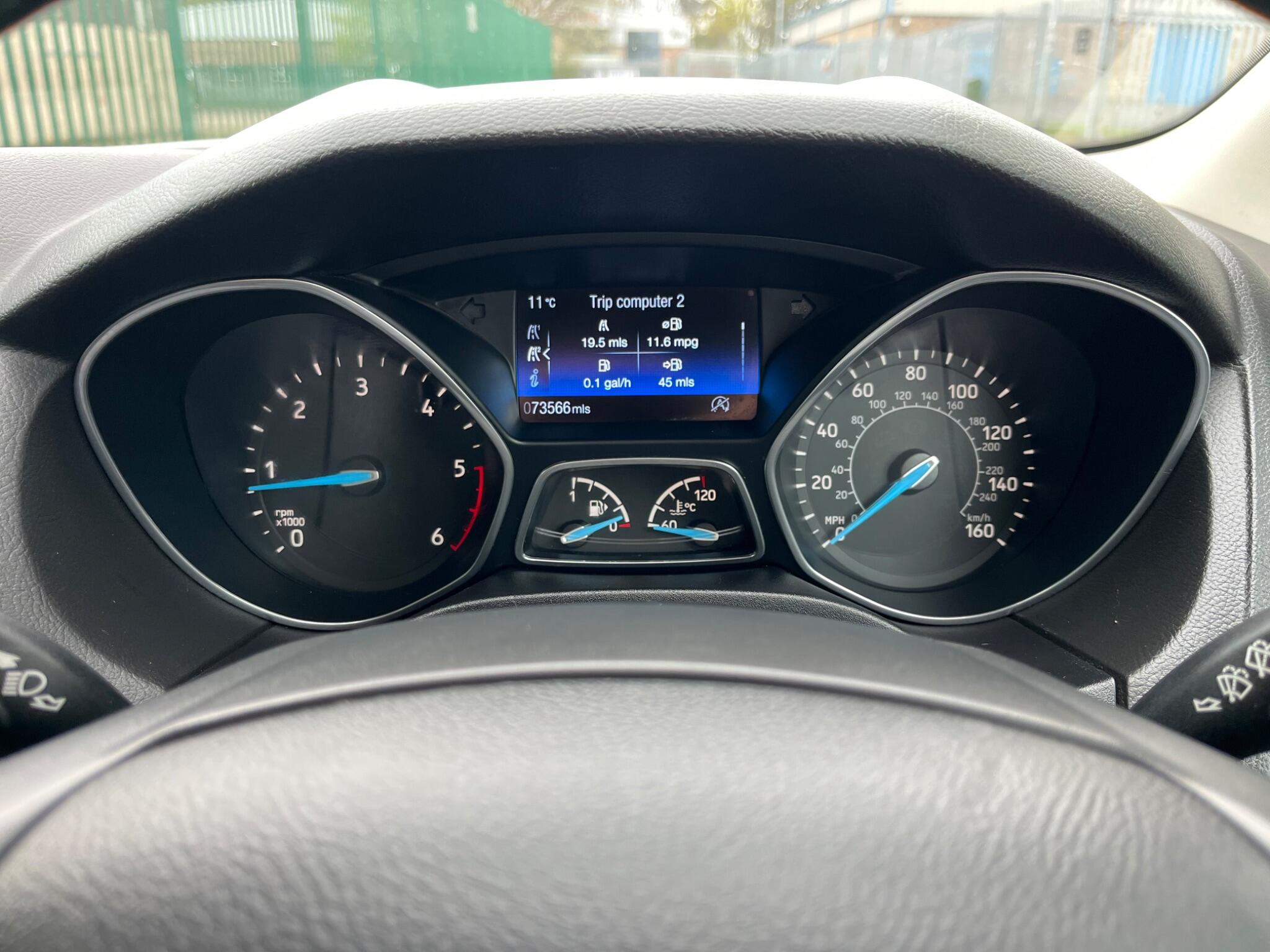 Ford Focus - Image 7