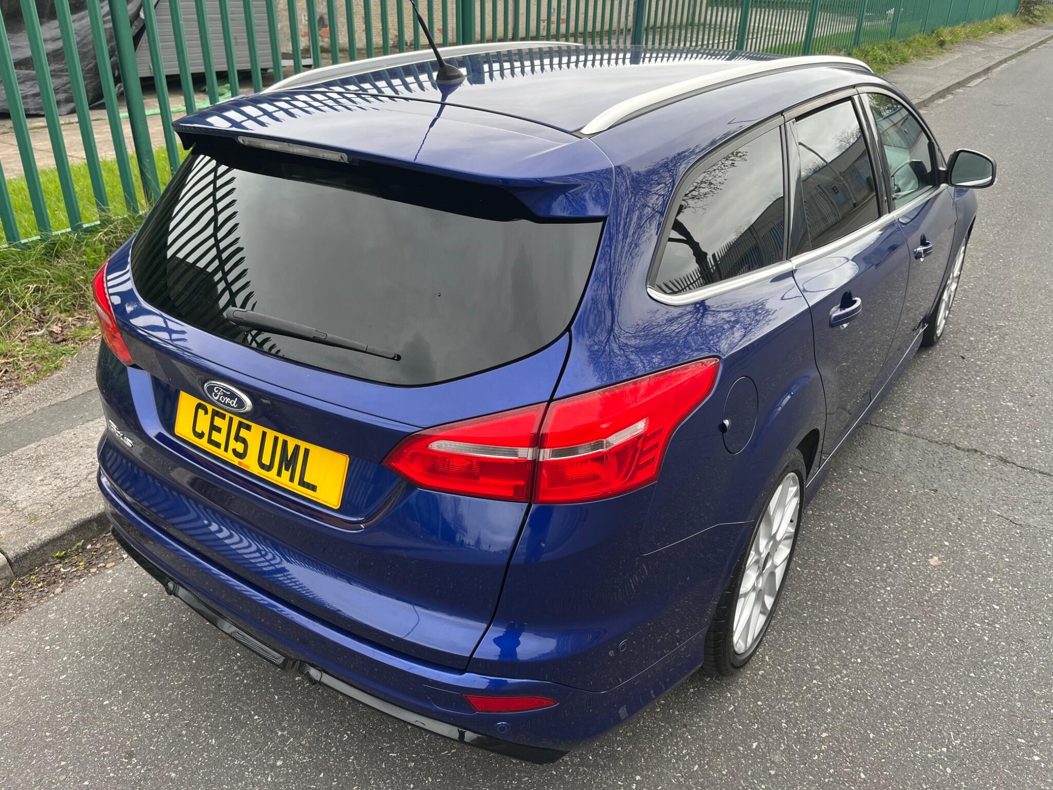 Ford Focus - Image 16