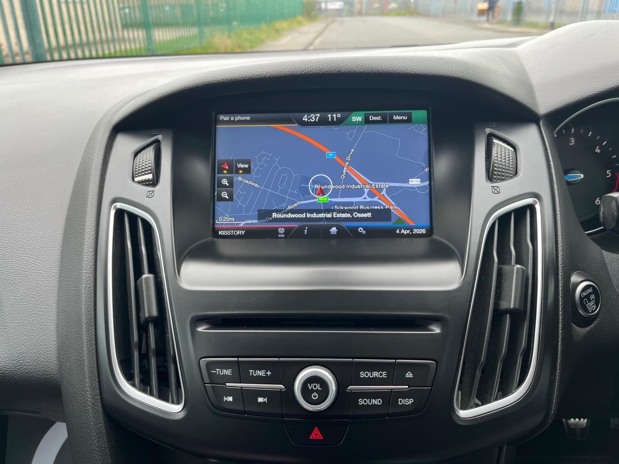 Ford Focus - Image 30