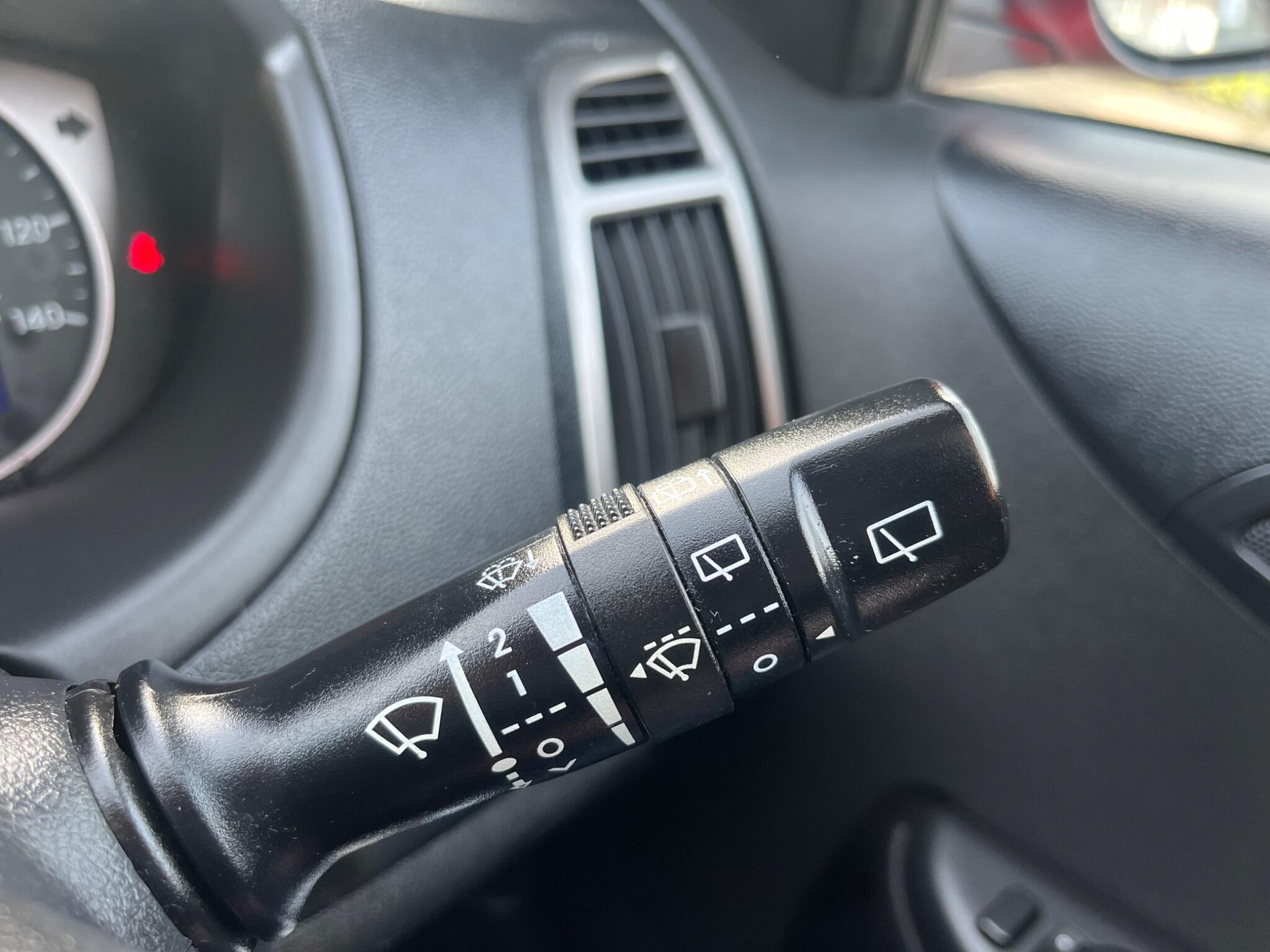 Hyundai i20 - Image 37