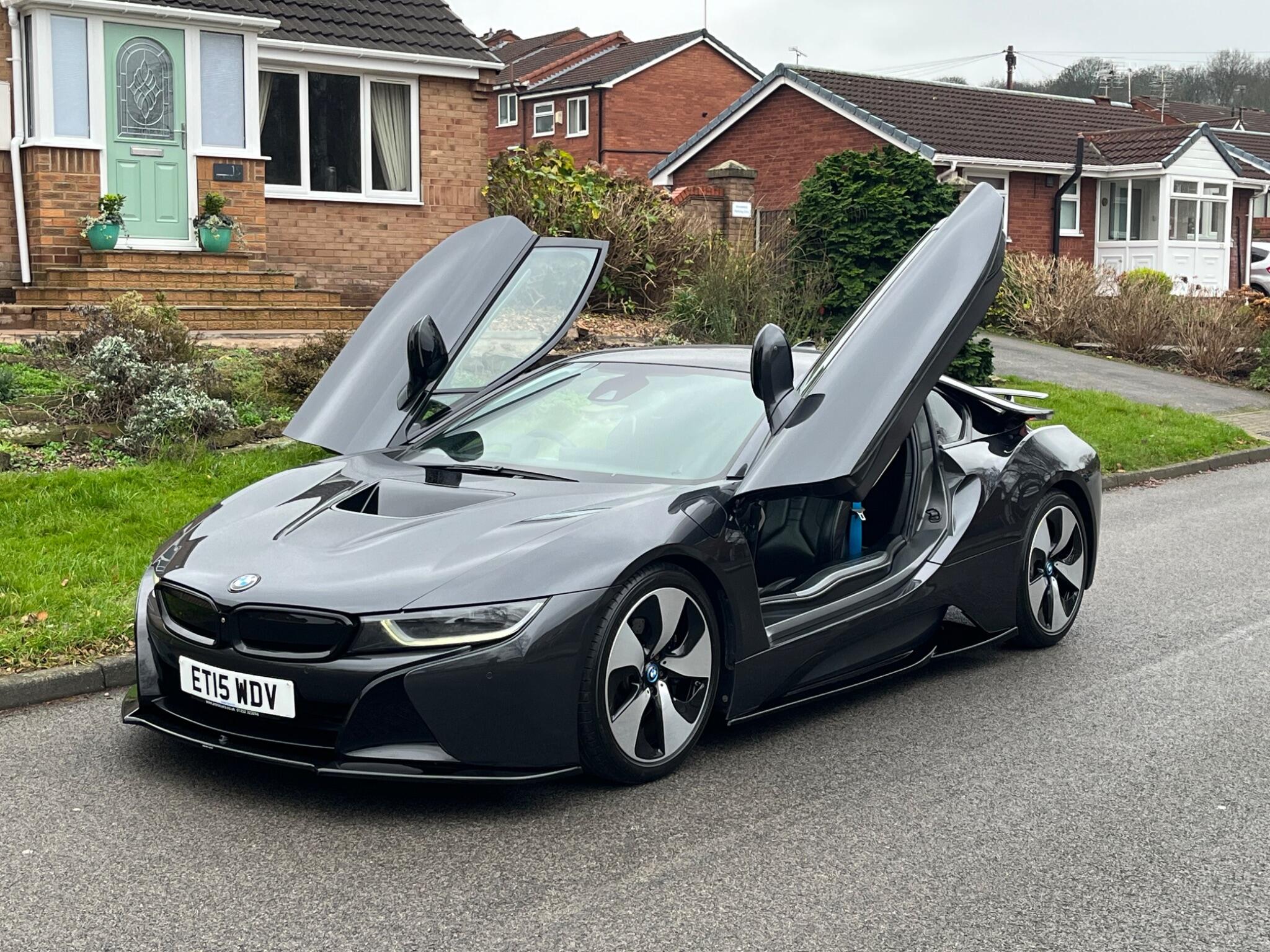 BMW i8