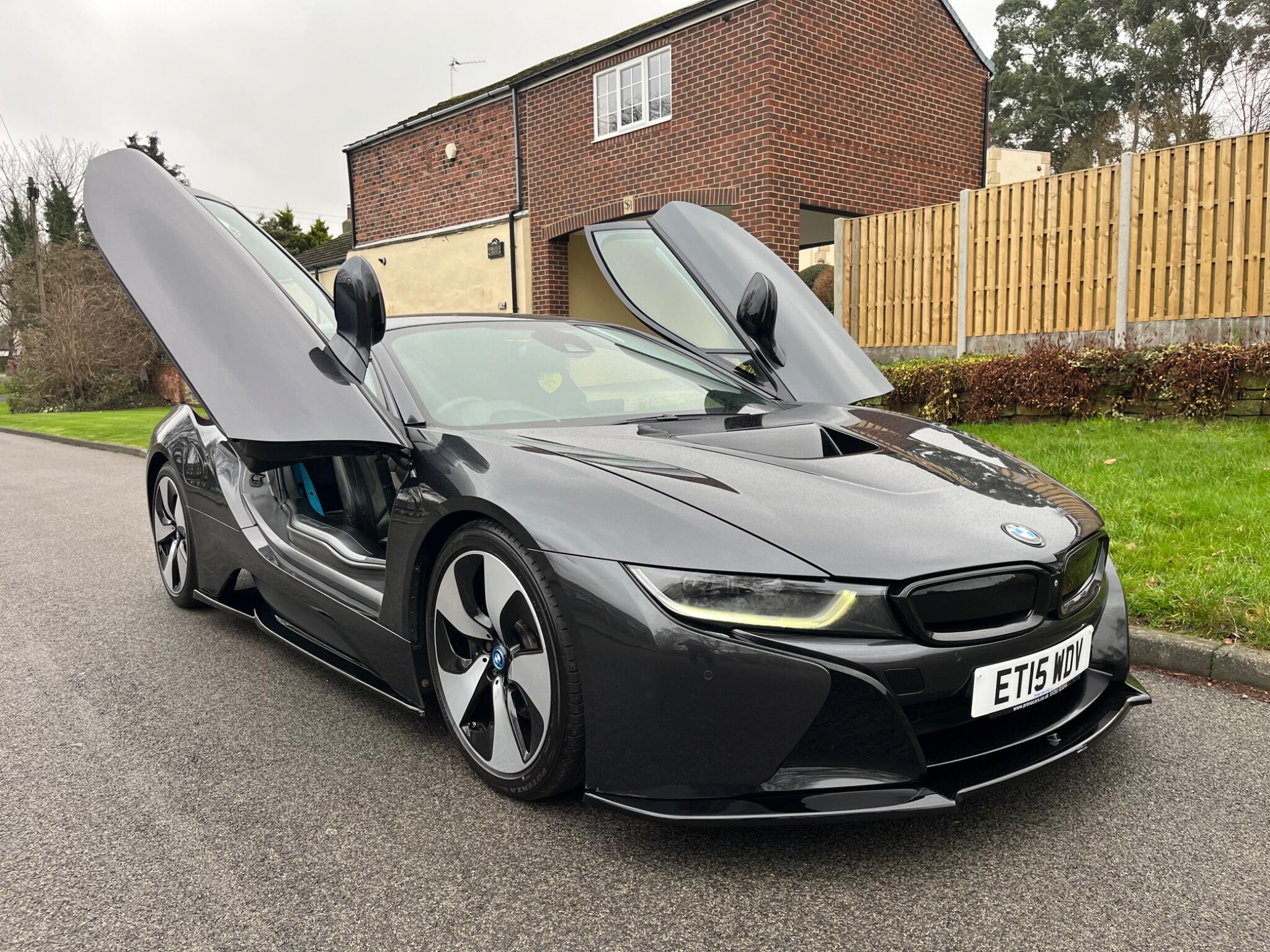 BMW i8 - Image 30