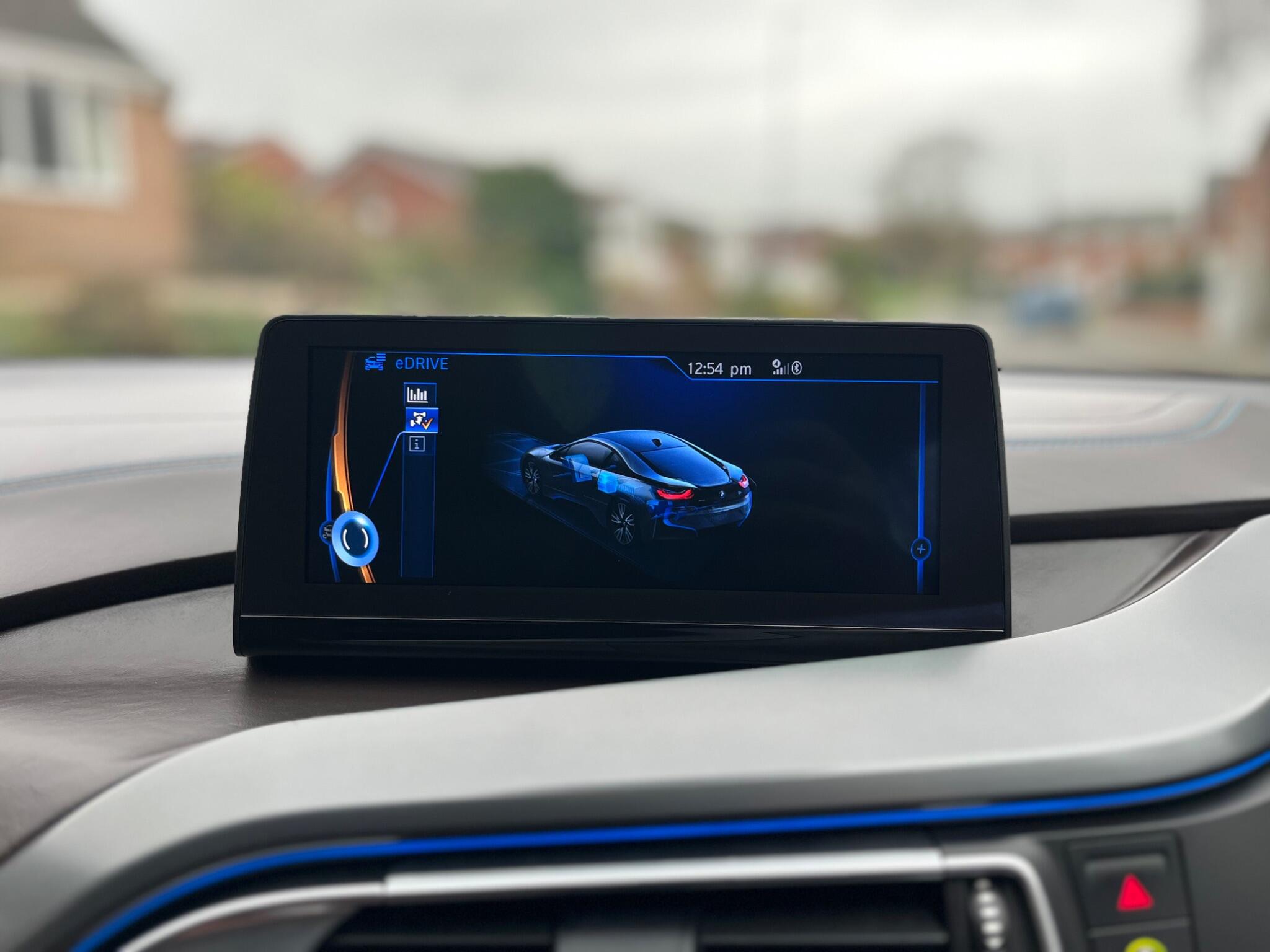 BMW i8 - Image 56