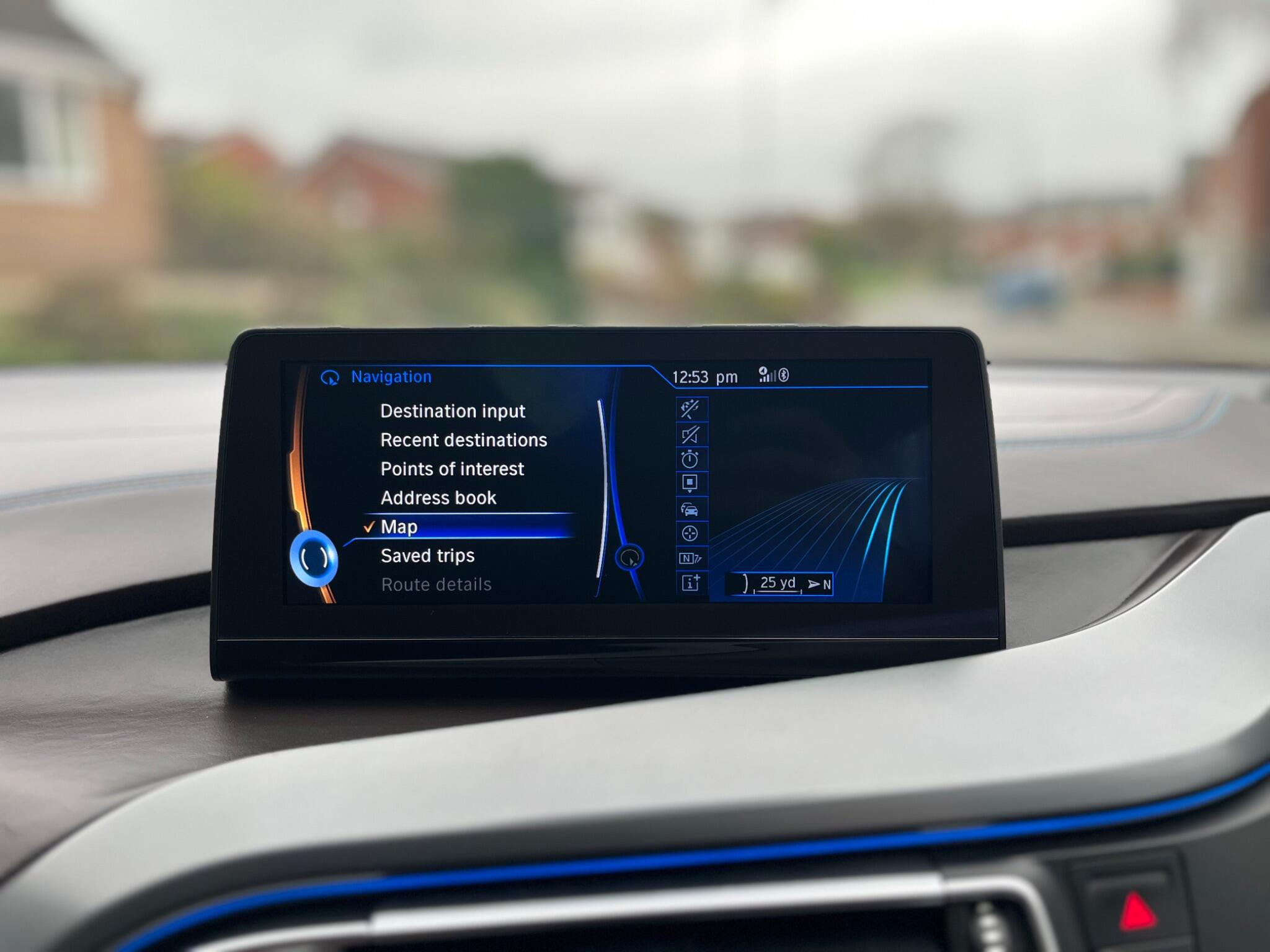 BMW i8 - Image 60