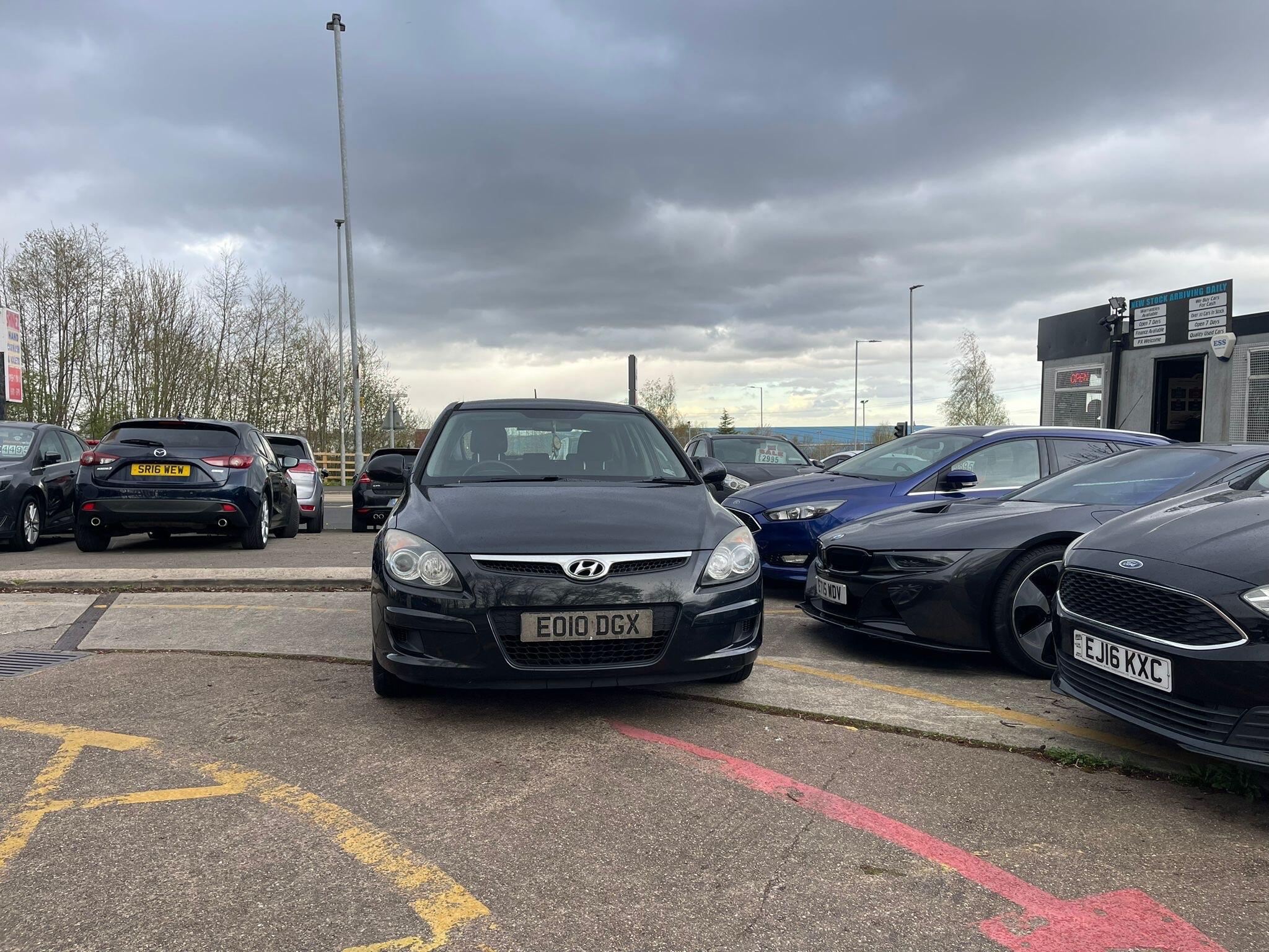 Hyundai i30 - Image 8