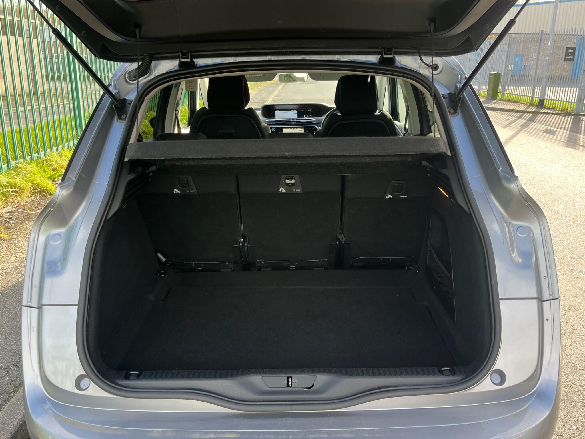 Citroen C4 Picasso - Image 24