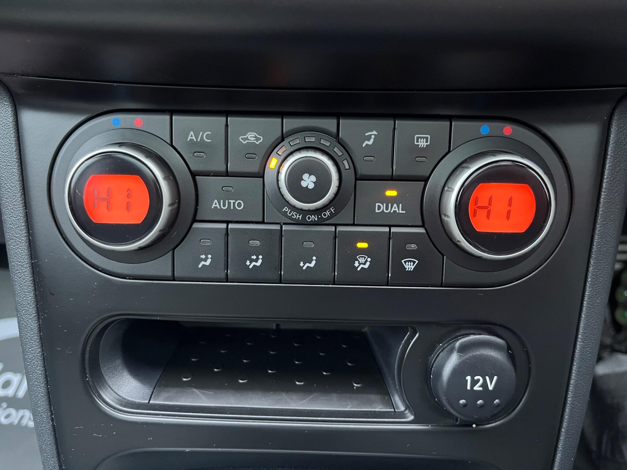 Nissan Qashqai - Image 35