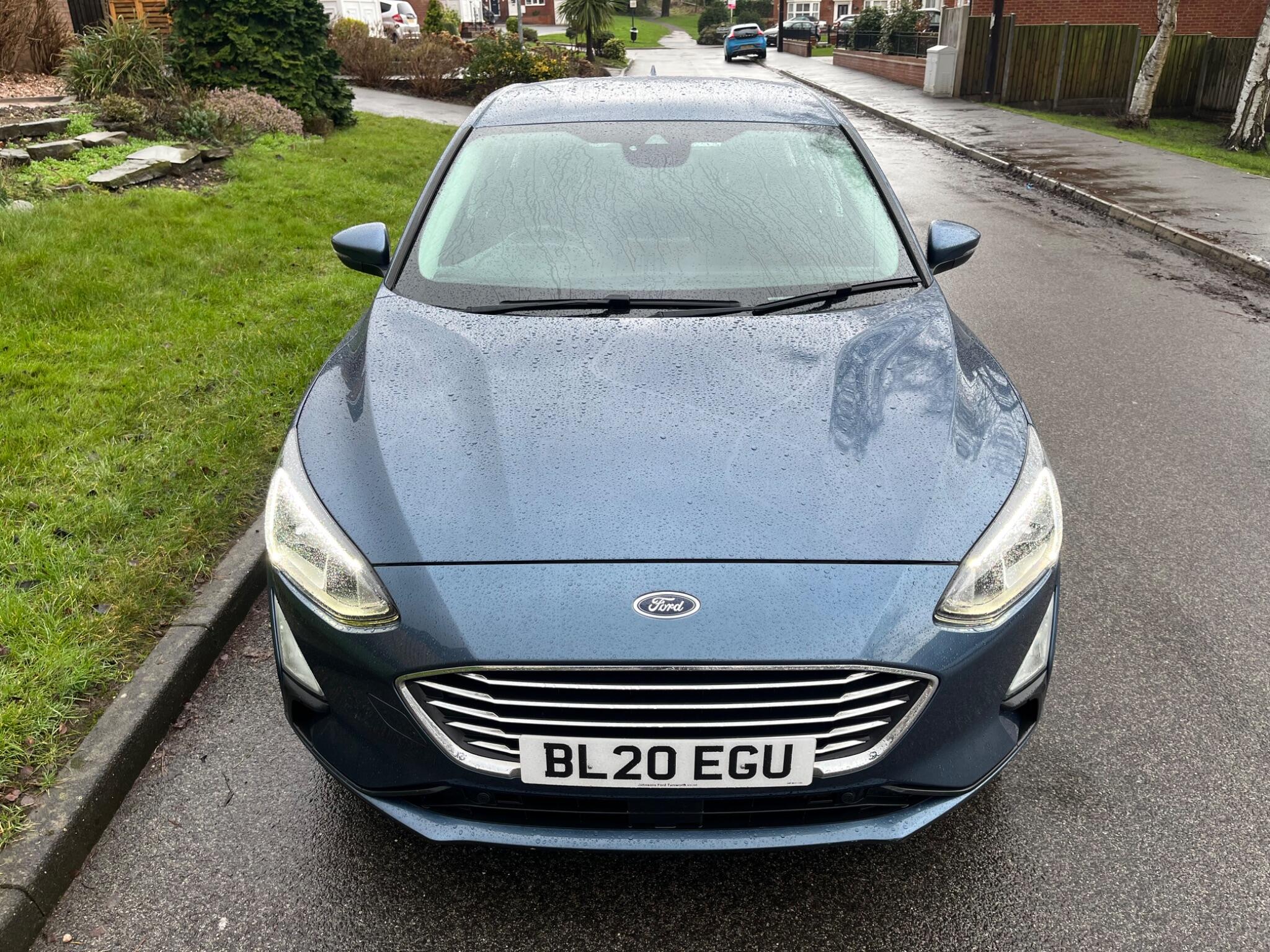 Ford Focus - Image 19