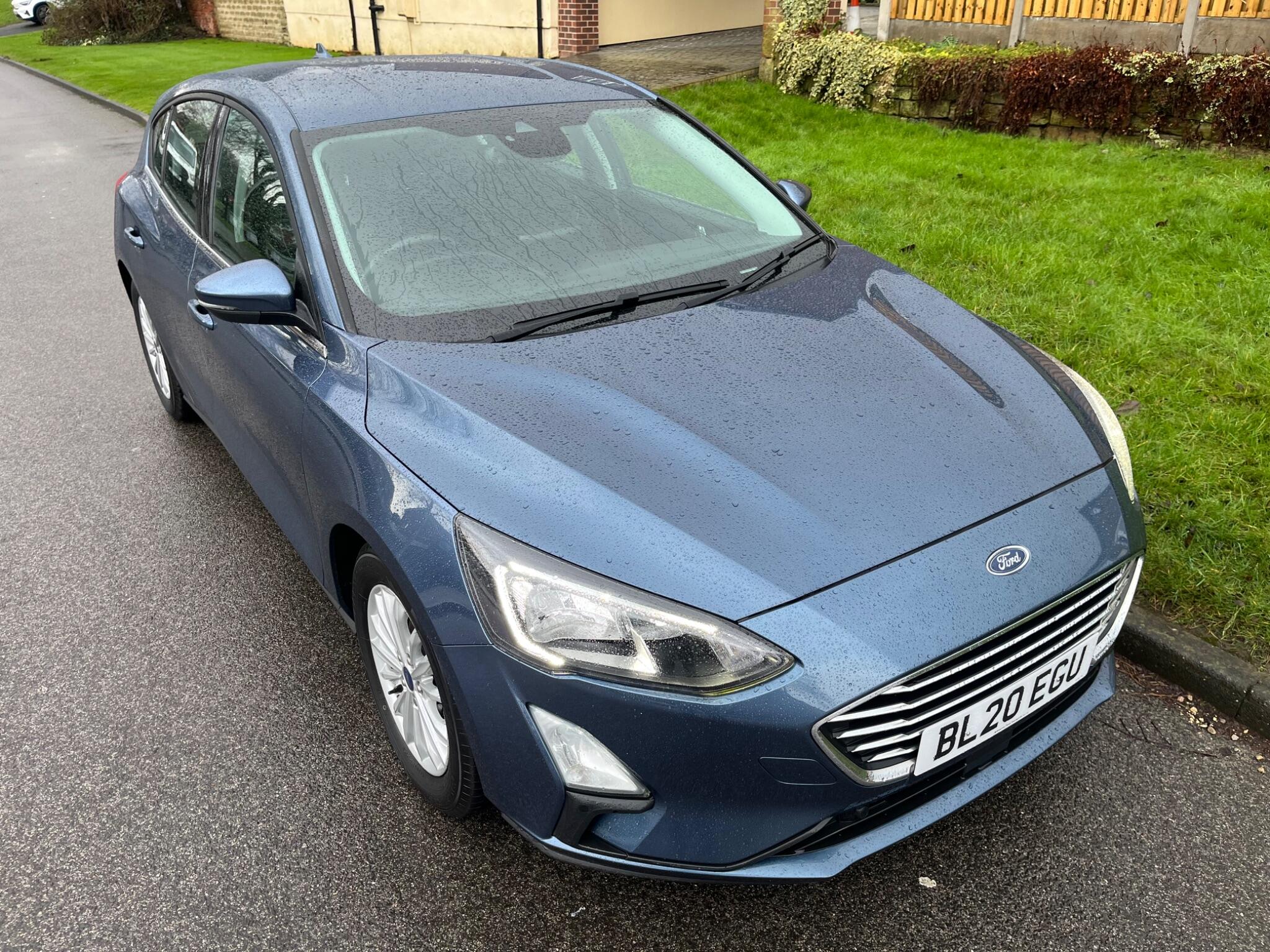 Ford Focus - Image 23