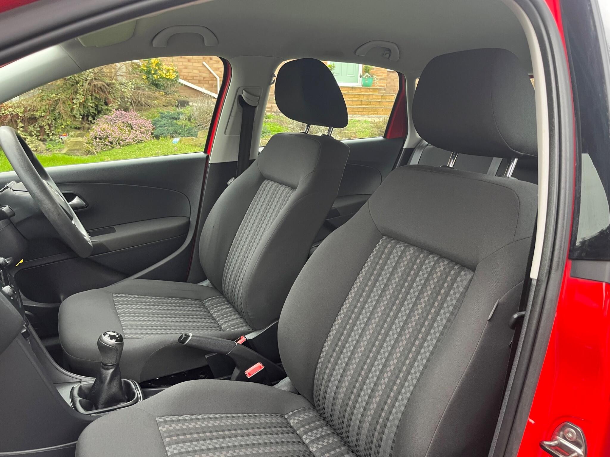 Volkswagen Polo - Image 13