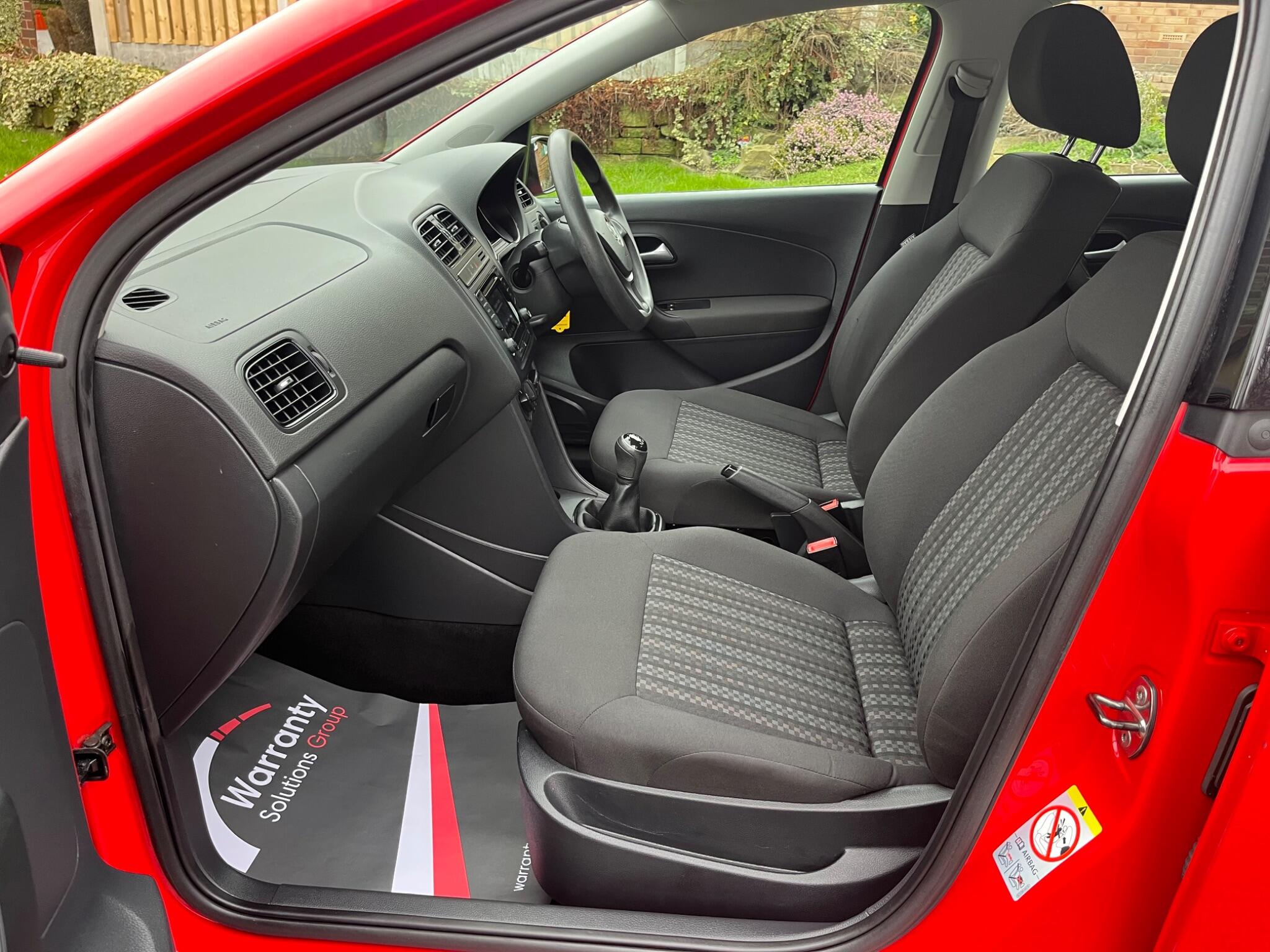 Volkswagen Polo - Image 14