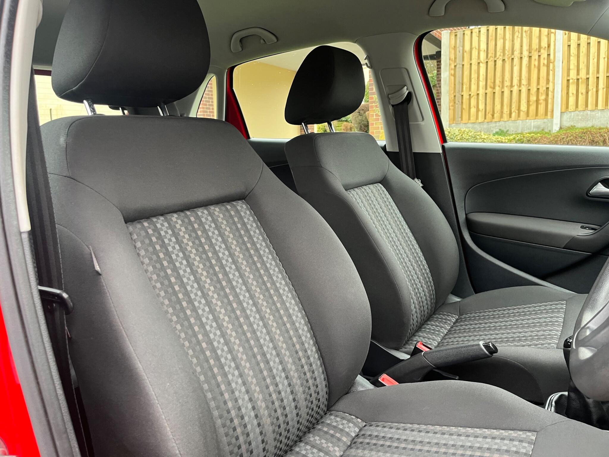 Volkswagen Polo - Image 29