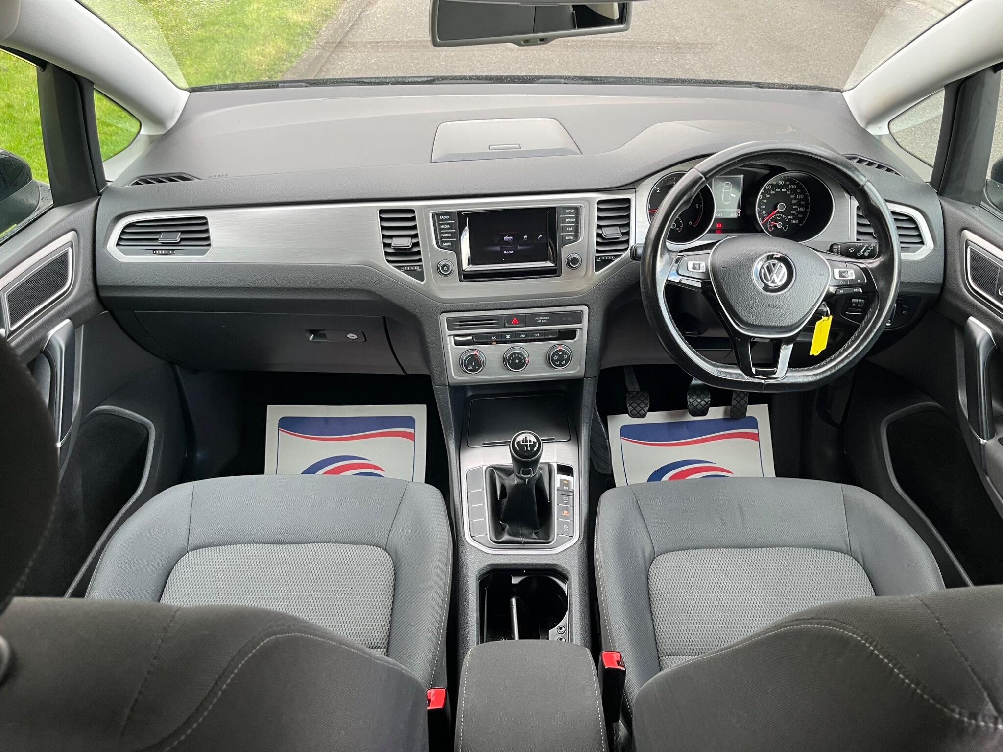 Volkswagen GOLF SV - Image 4