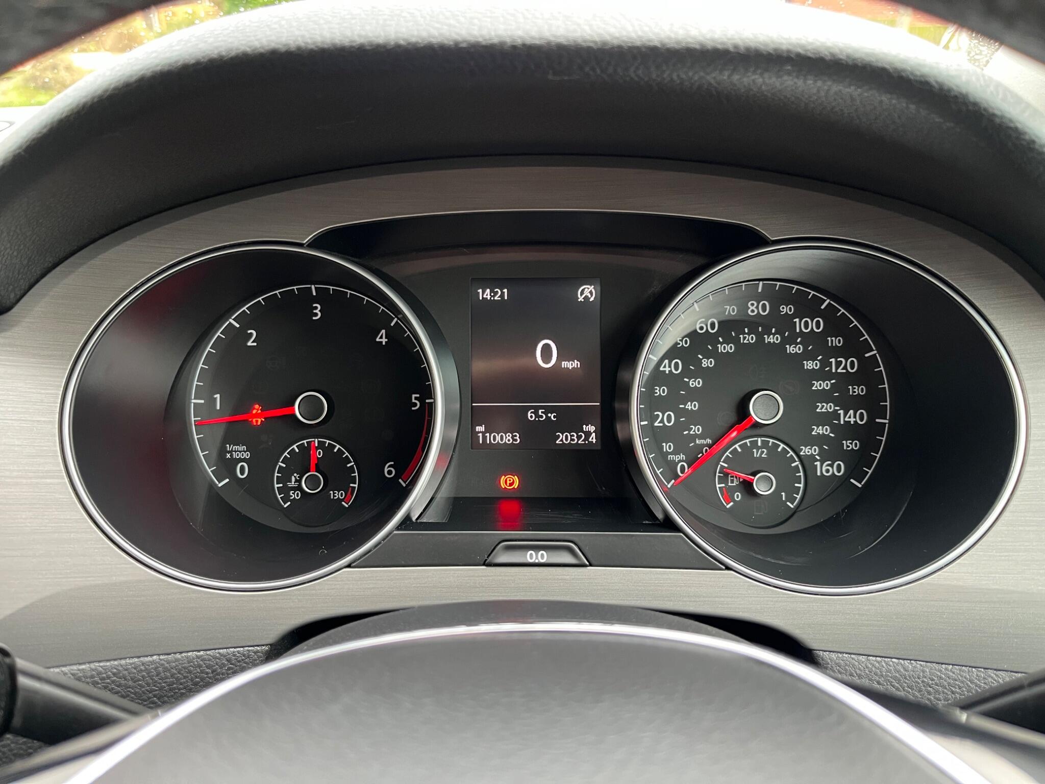 Volkswagen GOLF SV - Image 6