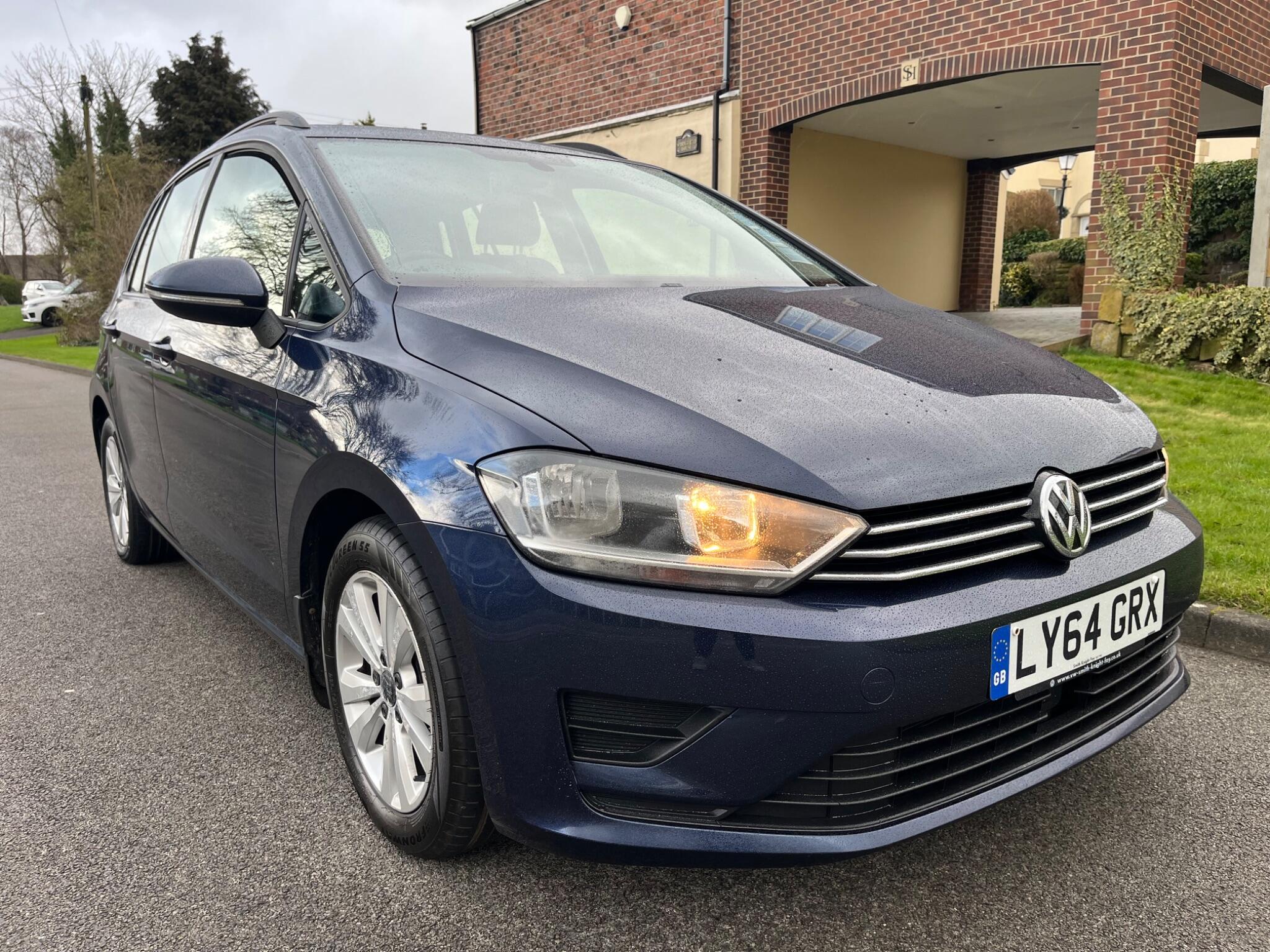 Volkswagen GOLF SV - Image 7