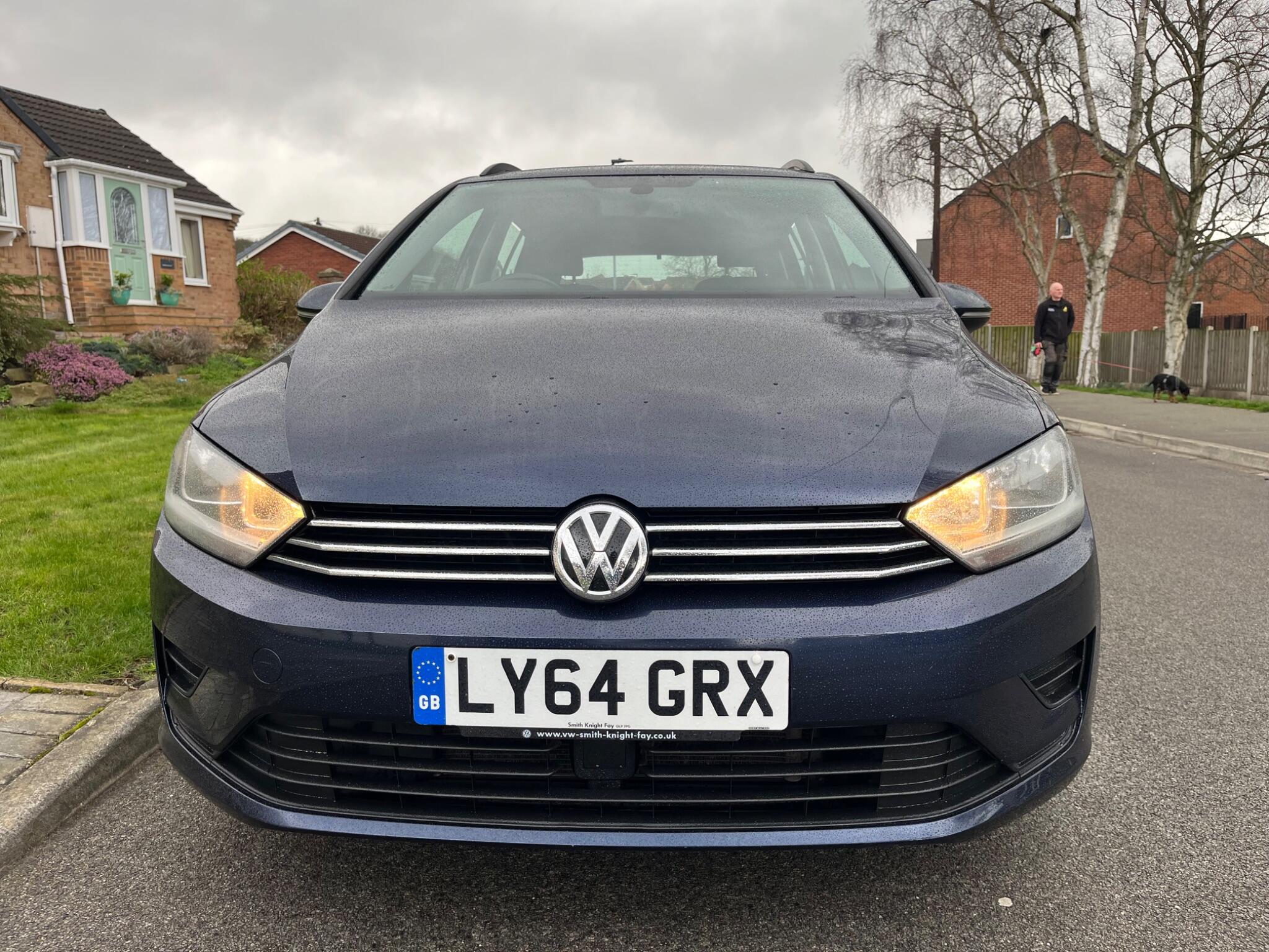 Volkswagen GOLF SV - Image 10