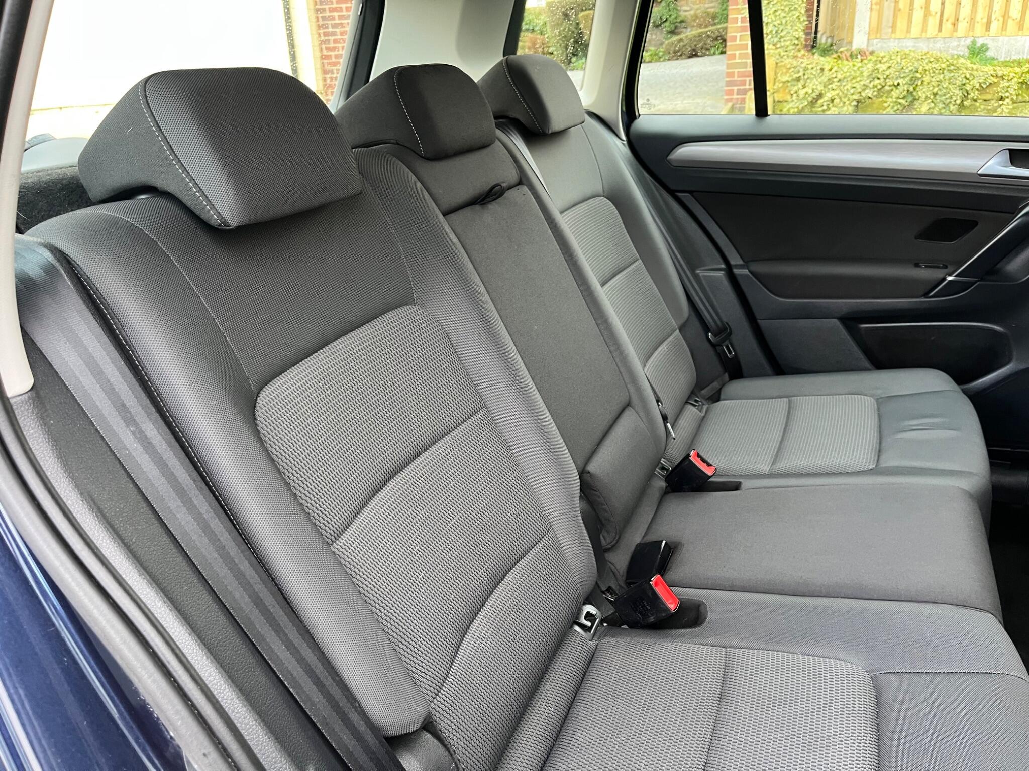 Volkswagen GOLF SV - Image 26